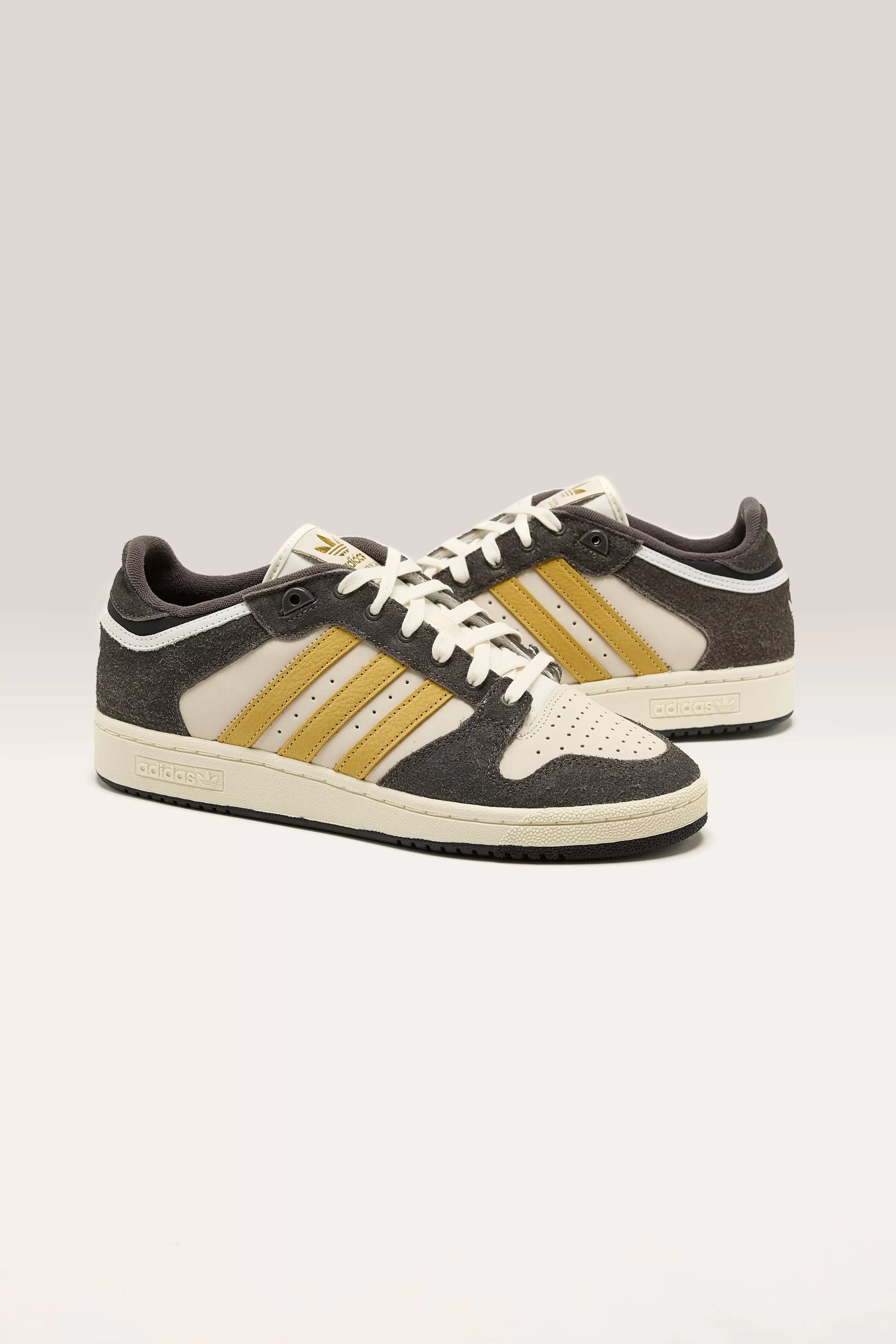 Adidas Centennial RM : Promotion Éclair Exclusive pour Hommes - Dernières Paires Disponibles !