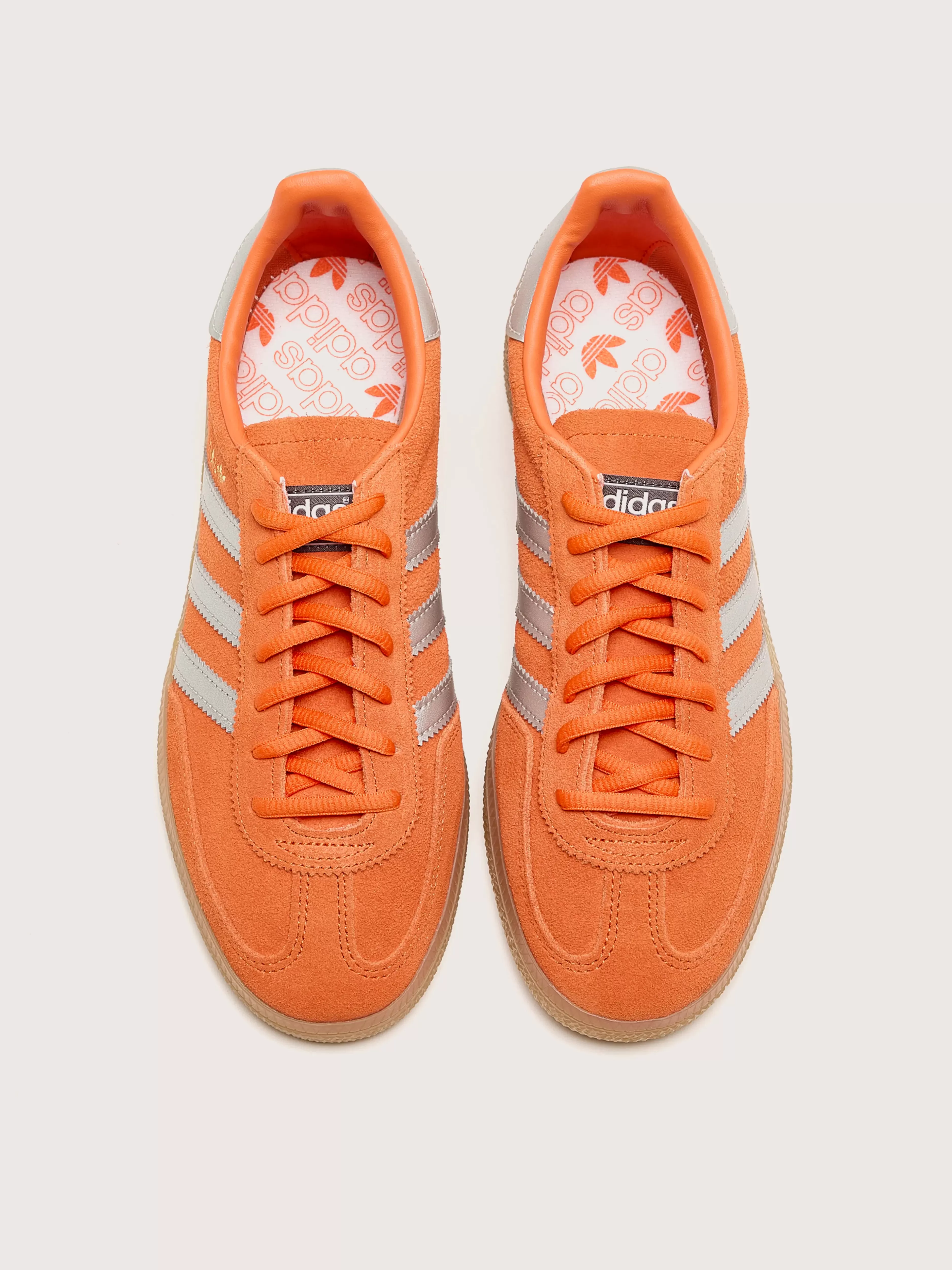 Adidas Handball Spéciale Femme : Promo Éclair sur les Modèles Printemps 2024 - Stockes Limités !