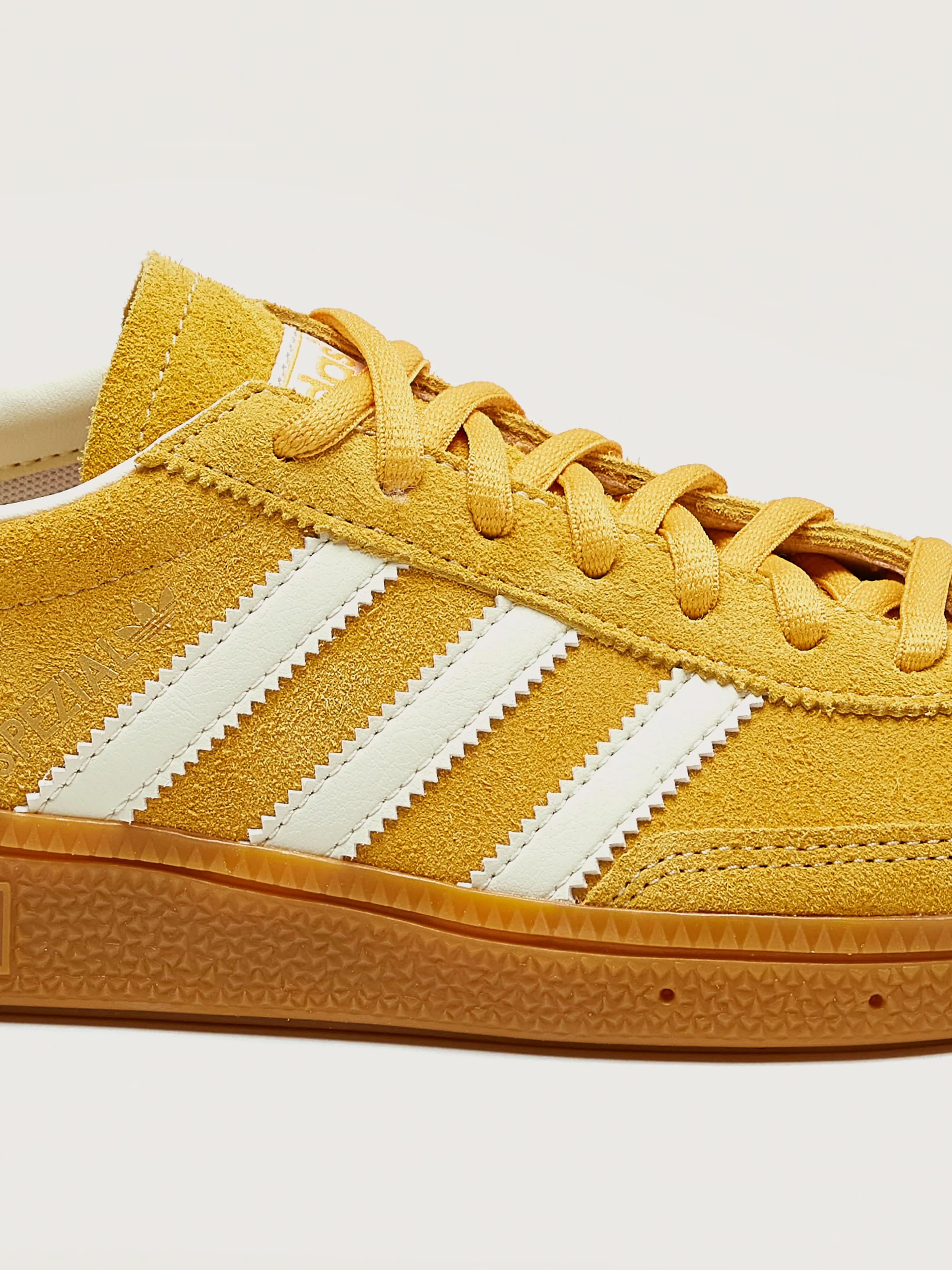 Adidas Handball Spezial Édition Limitée Femme : Soldes Flash - Confort Optimal & Style Dynamique sur le Terrain !