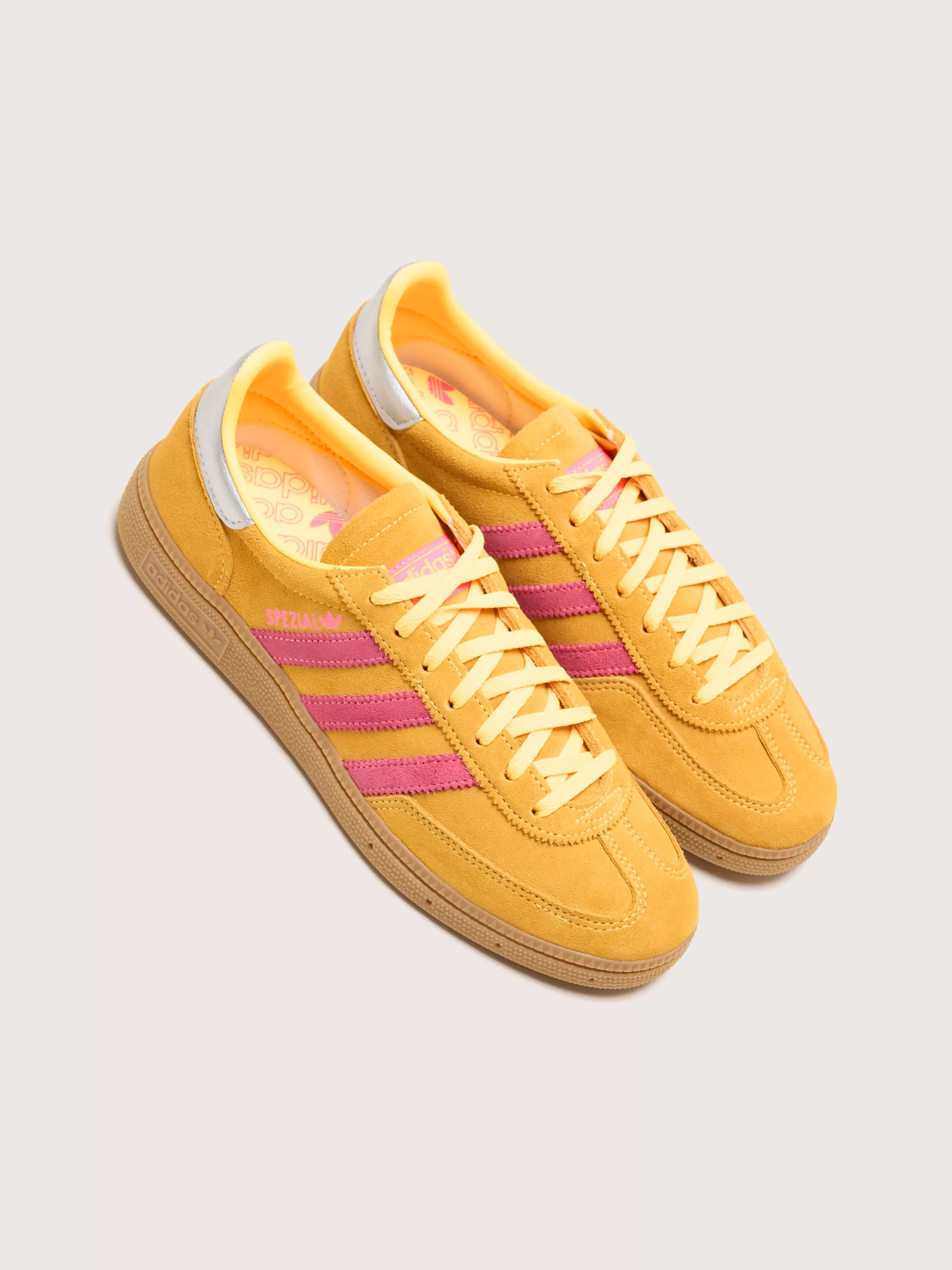 Adidas Handball Spezial - Chaussures Sportives Féminines en Promo Limitée 

Édition Exclusive : Modèle Iconique pour Femmes aux Soldes Éclair