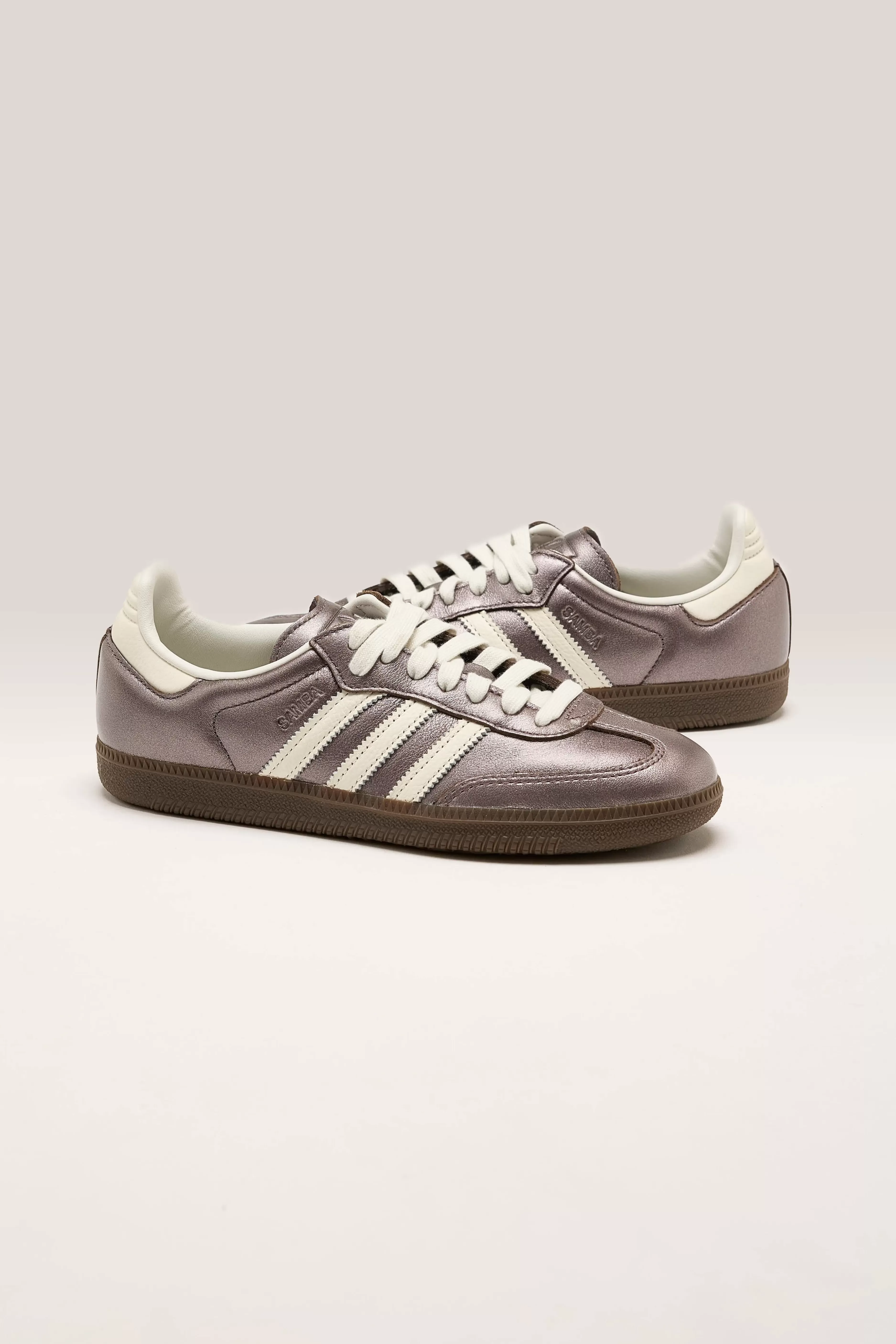 Chaussures Adidas Samba OG Femme - Modèle Emblématique en Édition Limitée 

(Alternative plus naturelle : 