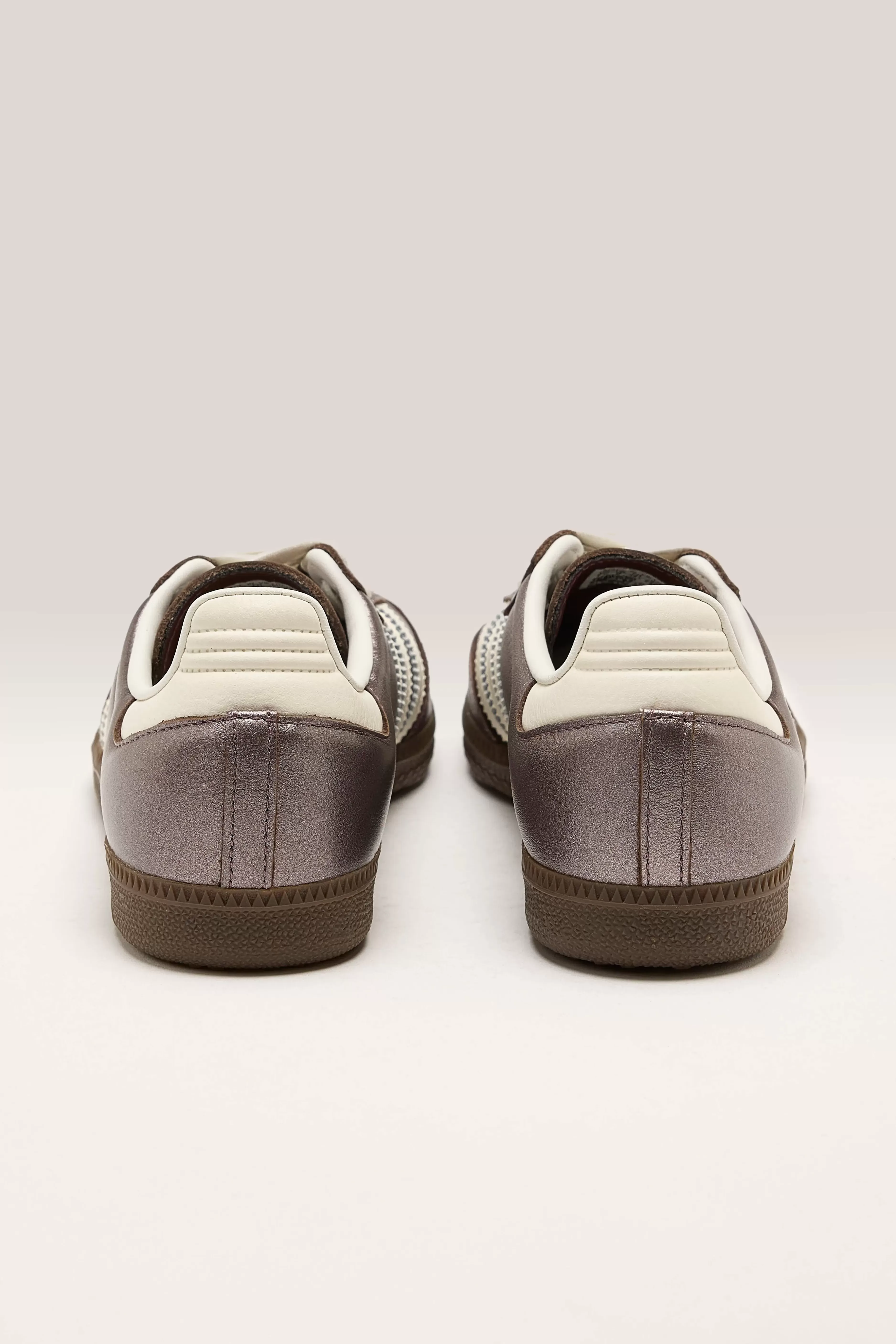 Chaussures Adidas Samba OG Femme - Modèle Emblématique en Édition Limitée 

(Alternative plus naturelle : 
