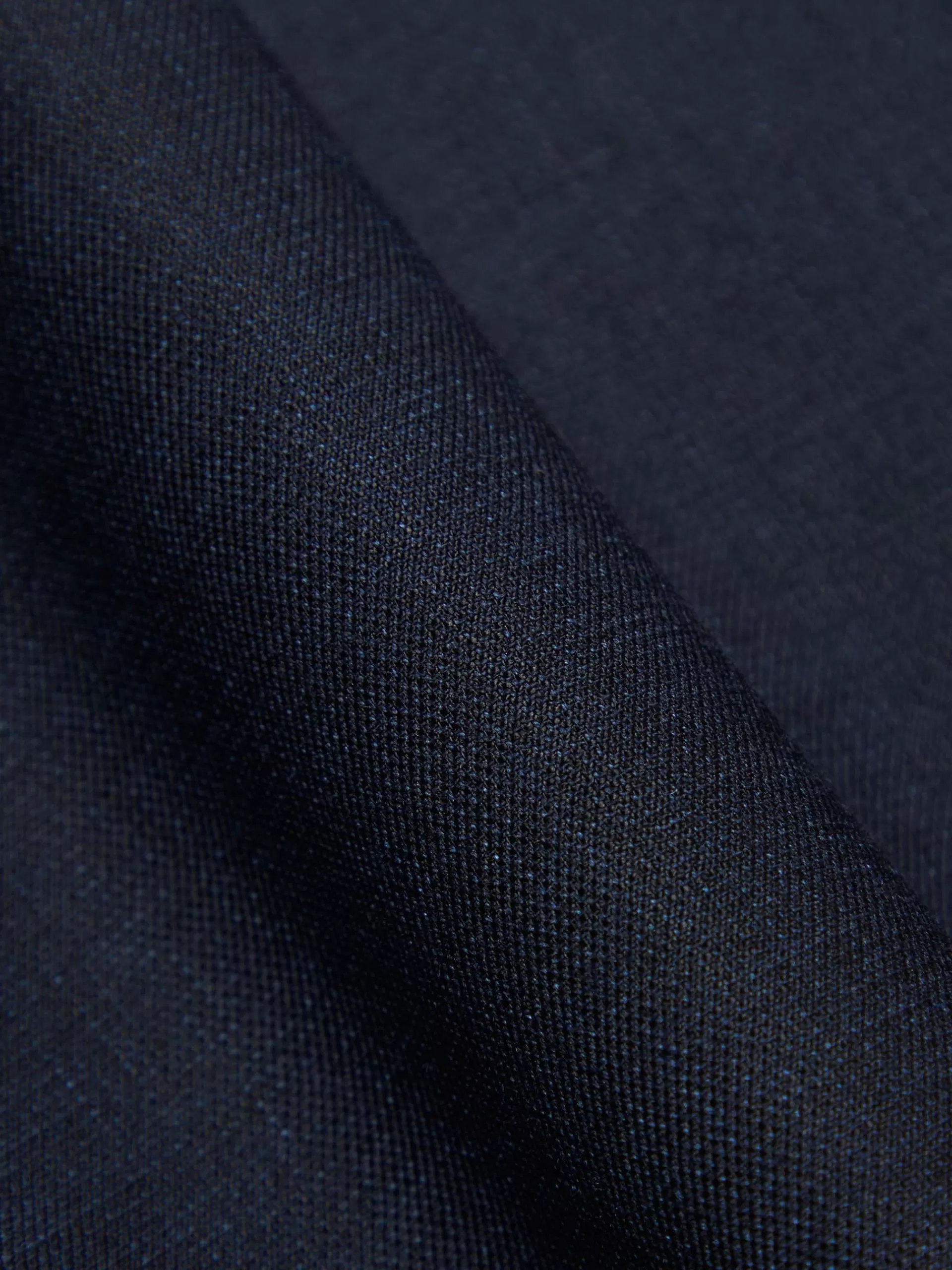 Découvrez la collection Alvaro Moreno : Veste américaine décontractée FIL A FIL en Bleu Marine - Confort premium et style intemporel