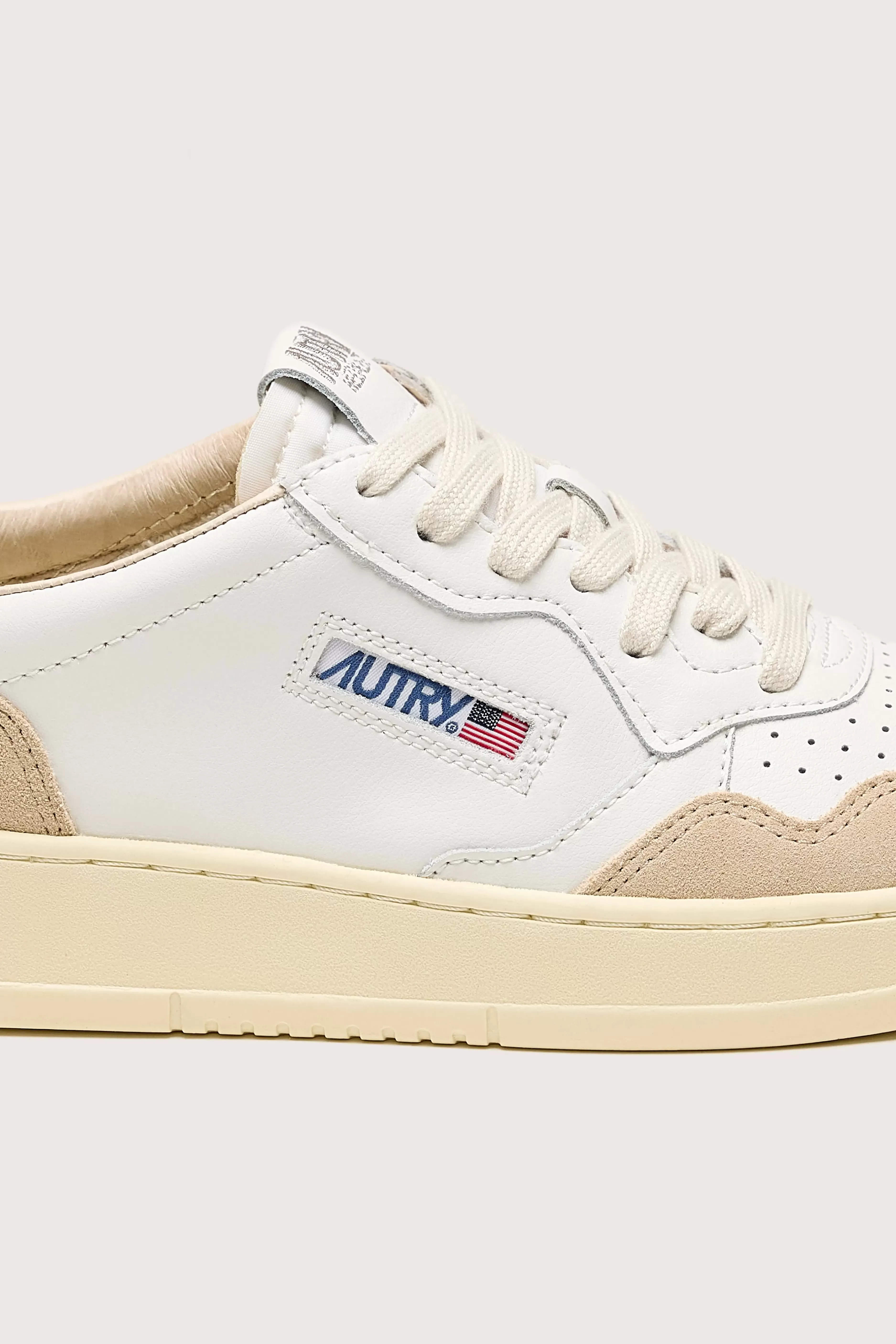 Chaussures Basses Sportives Autry pour Femme - Confort Léger & Style Urbain
