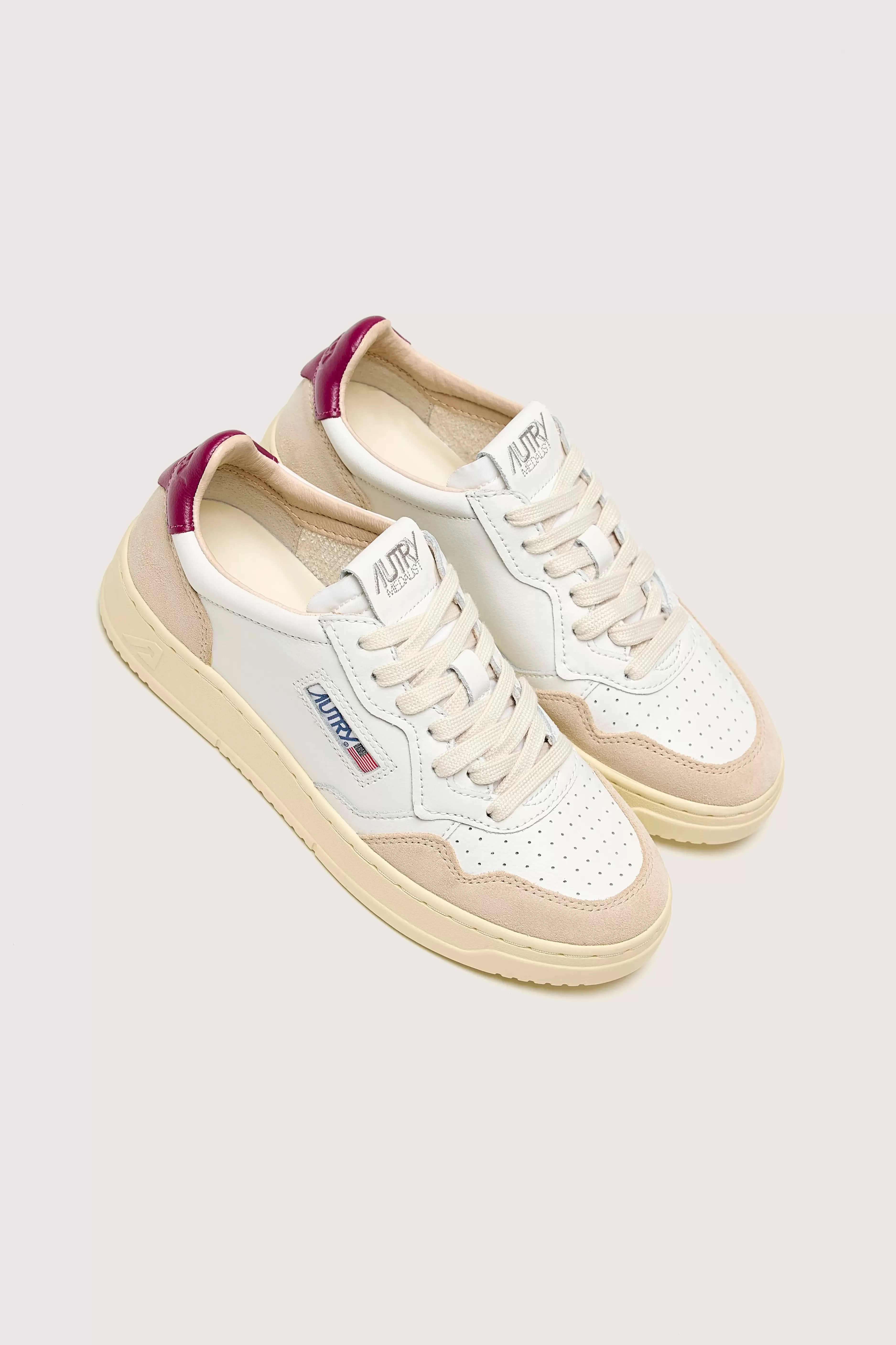 Promotion exceptionnelle : Baskets Autry Medalist Low pour Femmes - Modèles Tendance en Édition Limitée