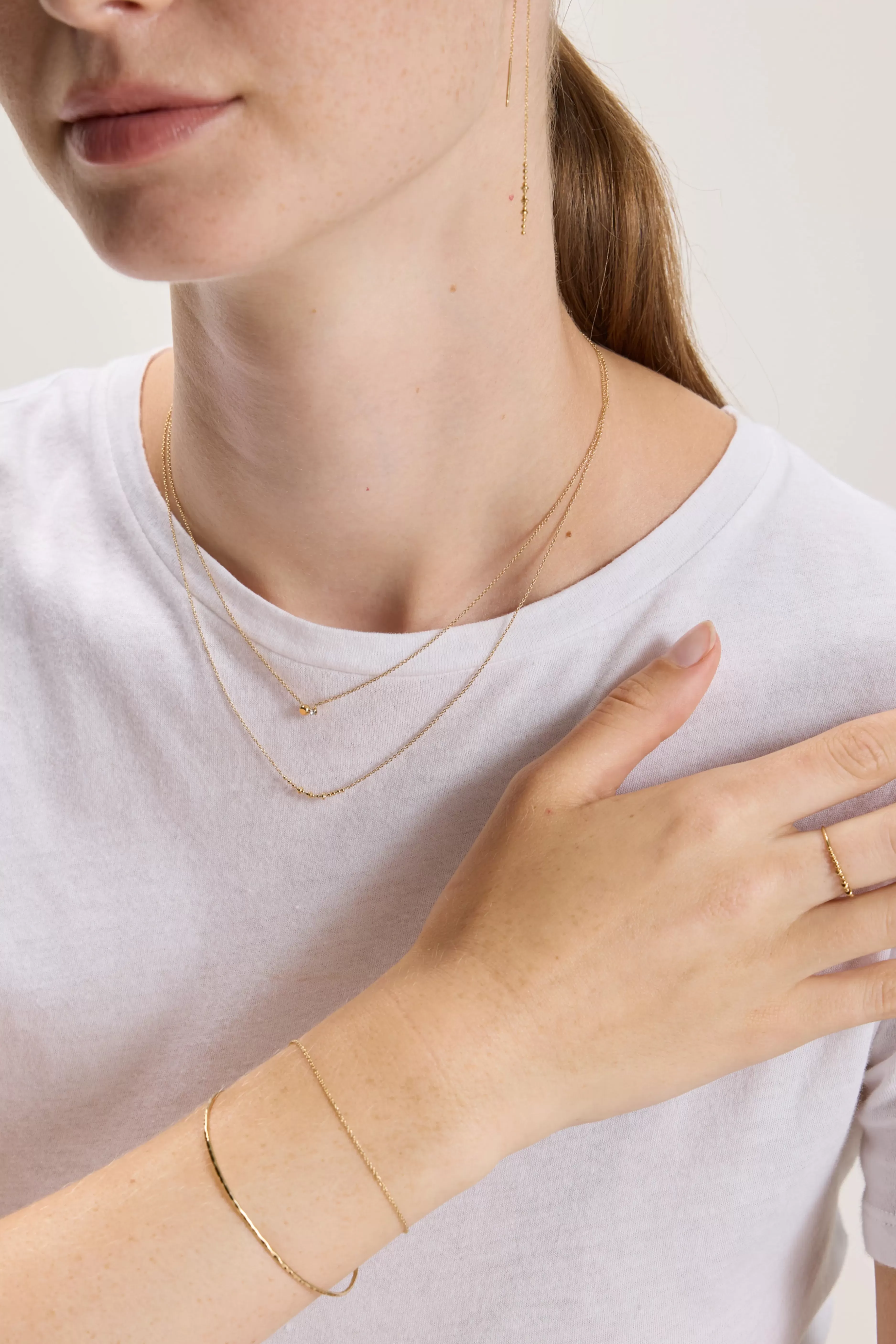 Collier Long Zéphyr en Métal Doré - Style Bohème Élégant | Collection Studio BDM en Promotion