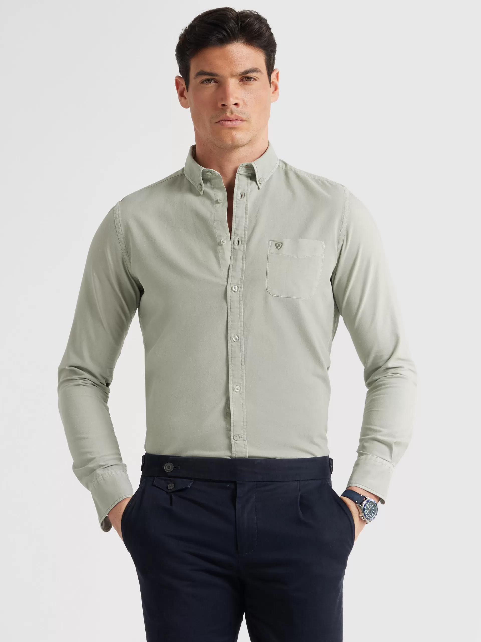 Chemise Oxford Alvaro Moreno - Teinture pigmentée vert forêt avec détails de poche - Coupe classique et confort optimal au quotidien