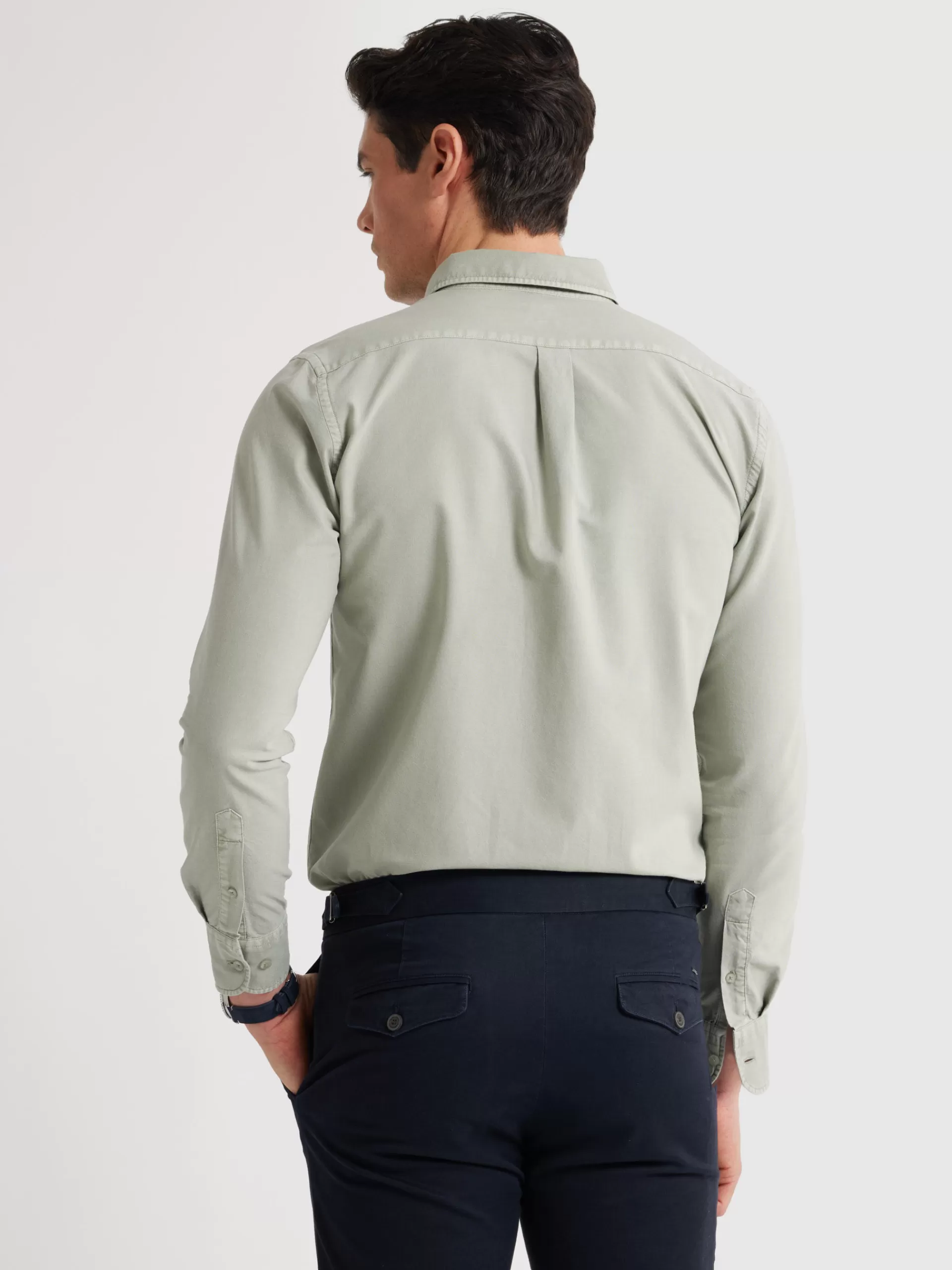 Chemise Oxford Alvaro Moreno - Teinture pigmentée vert forêt avec détails de poche - Coupe classique et confort optimal au quotidien