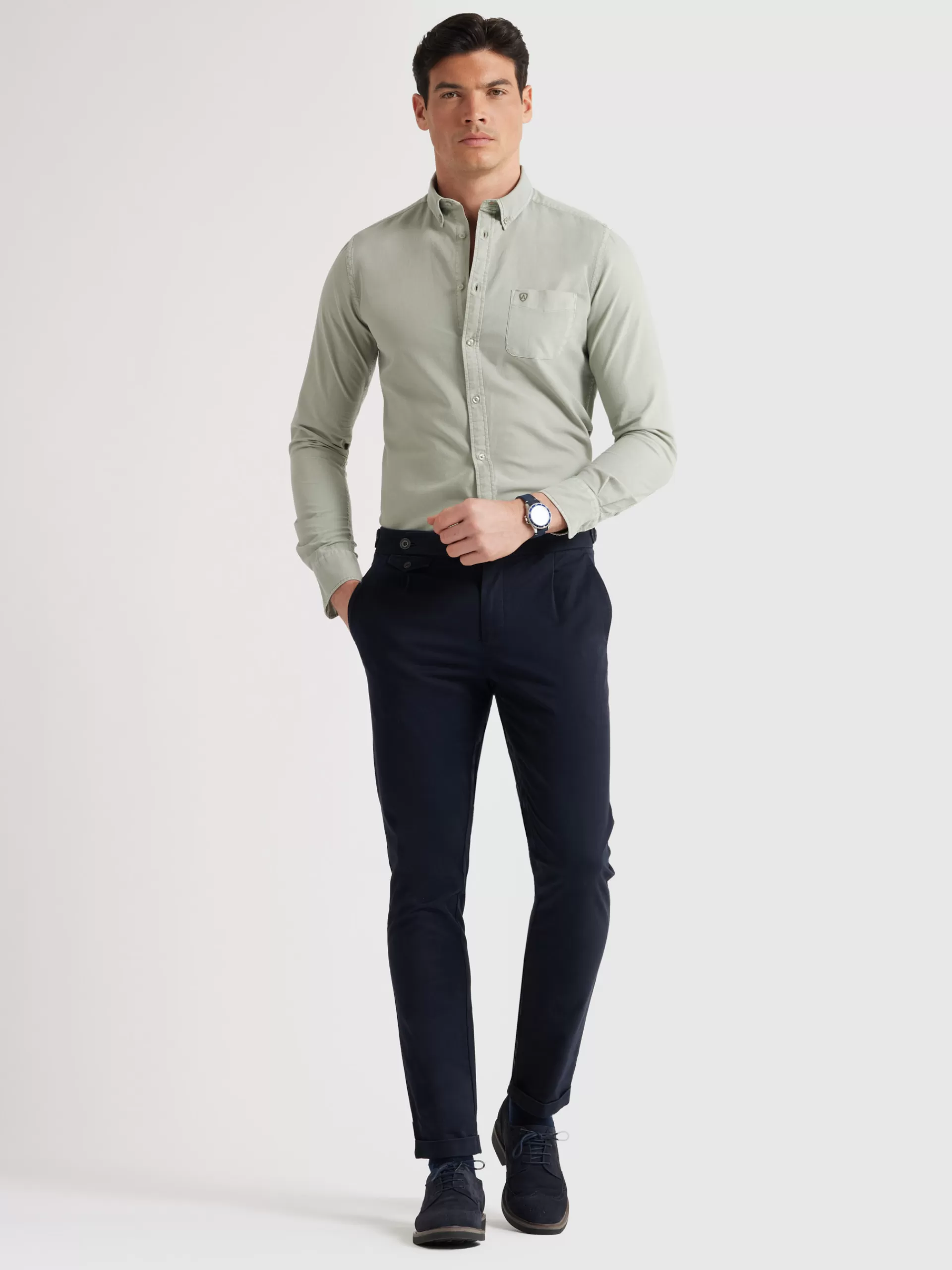 Chemise Oxford Alvaro Moreno - Teinture pigmentée vert forêt avec détails de poche - Coupe classique et confort optimal au quotidien