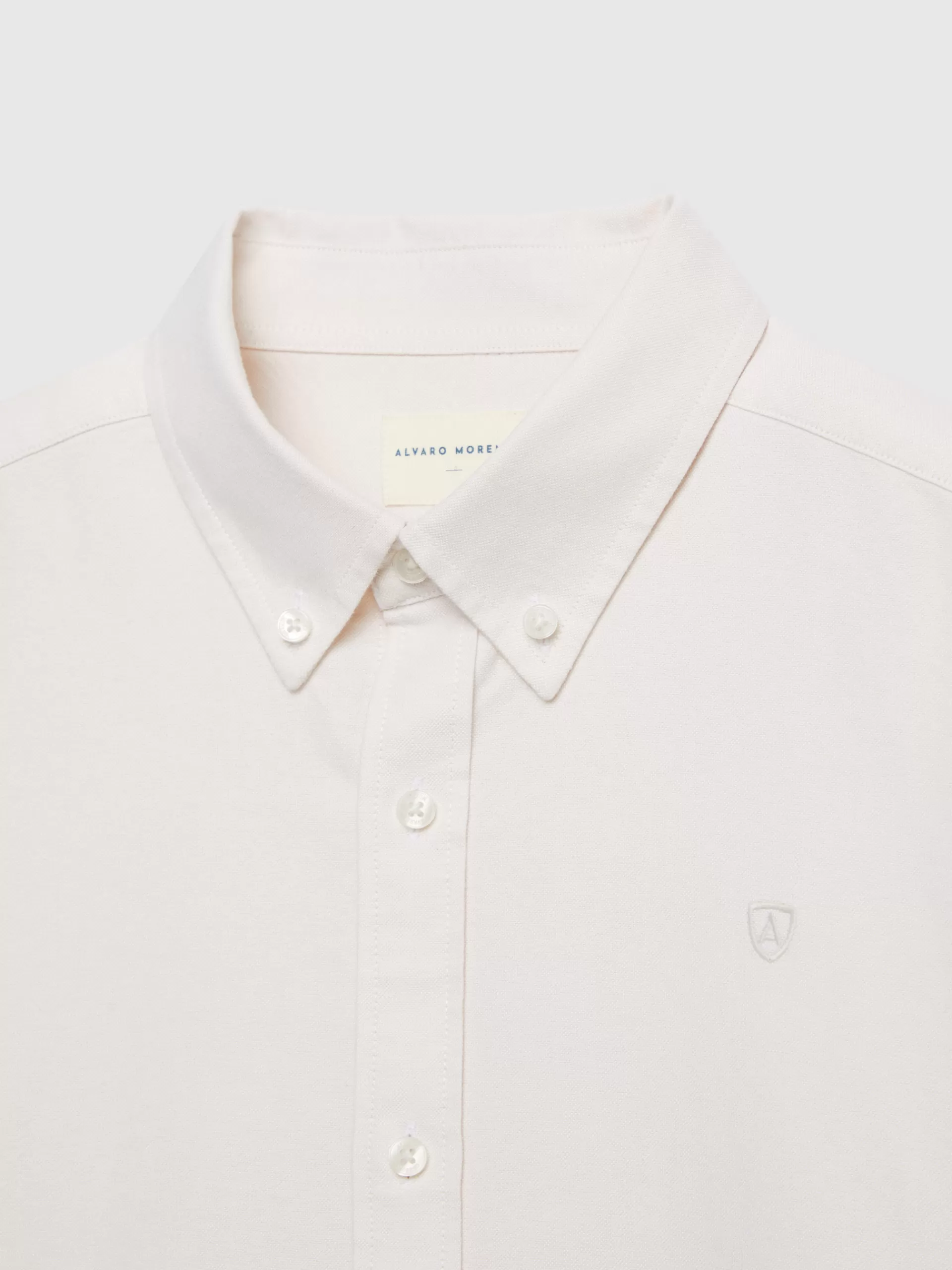 Chemise Oxford décontractée en coton souple - Couleur sable | Collection Alvaro Moreno - Élégance intemporelle pour un style urbain raffiné