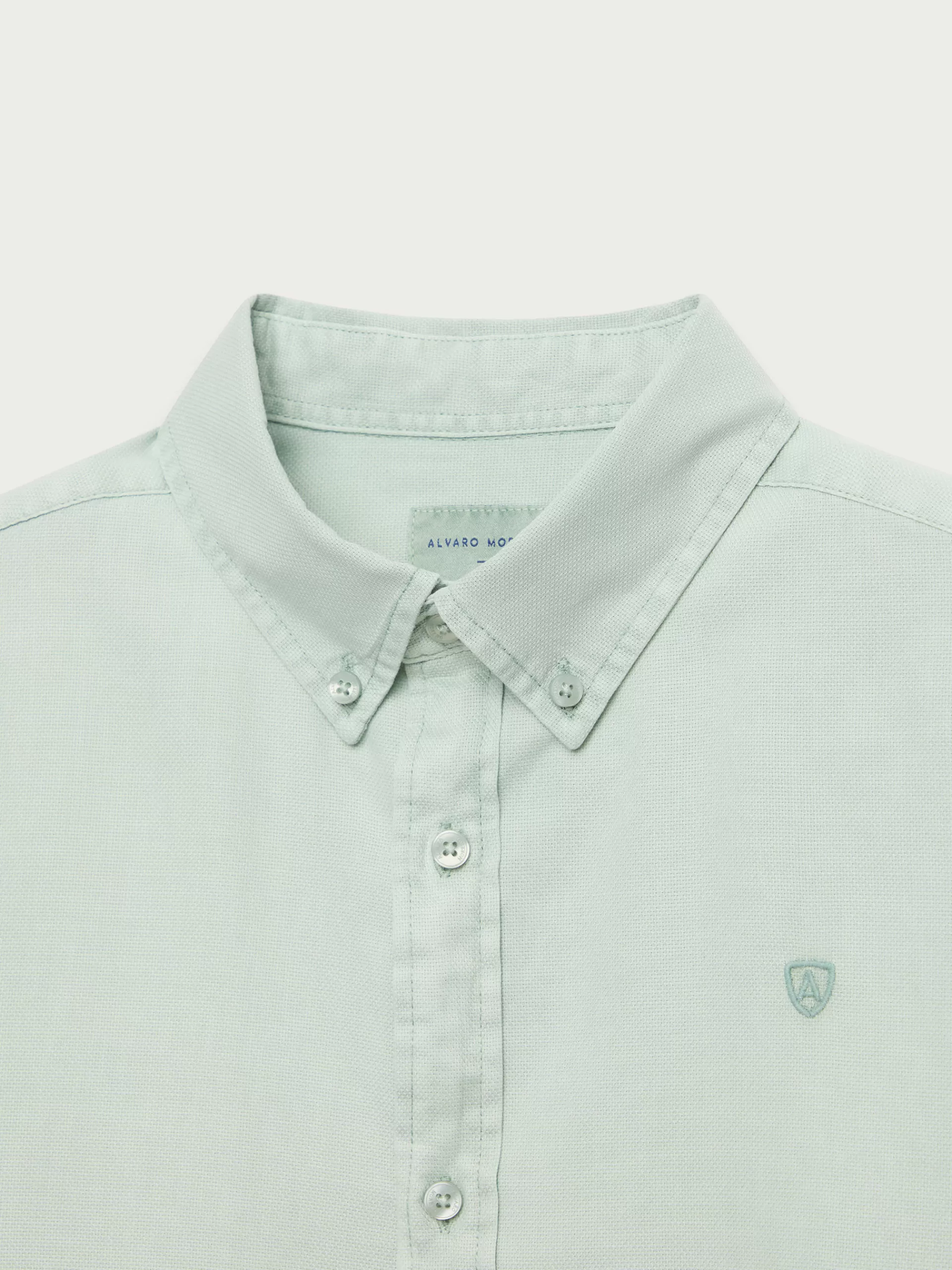 Chemise élégante Alvaro Moreno - Teinture artisanale Panama vert forêt, coupe contemporaine en coton respirant