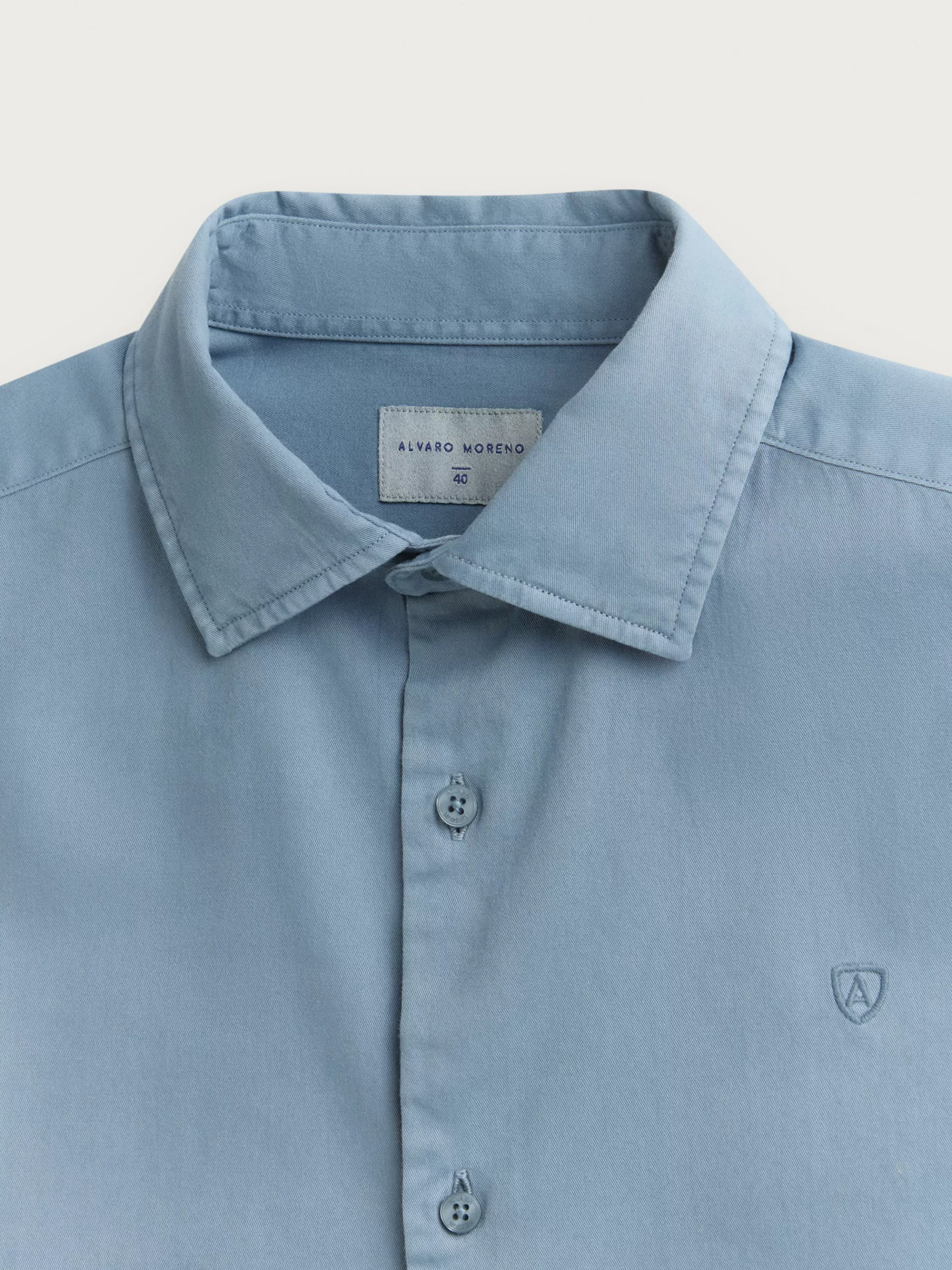 Chemise Homme Décontractée Alvaro Moreno - Tissage Twill Résistant, Teinture Profonde Bleu Indigo - Marque Espagnole Printemps/Été 2024 - Idéale pour Tenue Décontractée ou Bureau