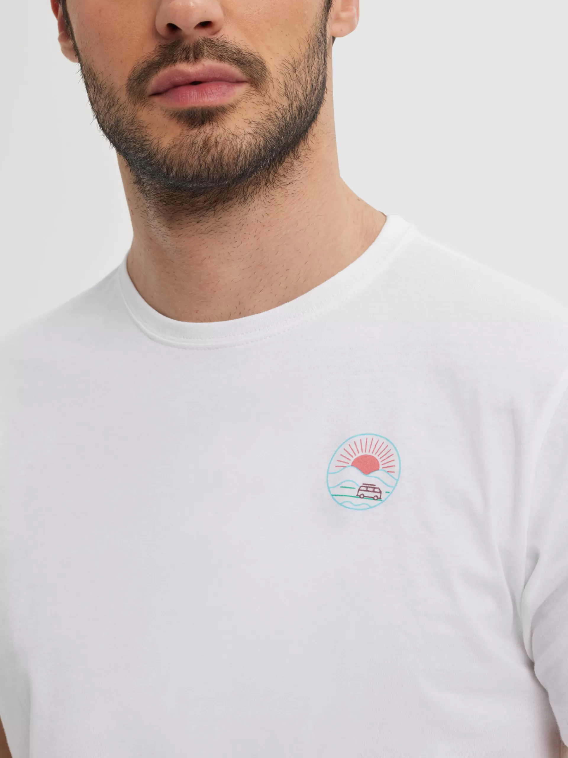 T-shirt Décontracté Coucher de Soleil Alvaro Moreno - Blanc Pur en Promotion Exclusive