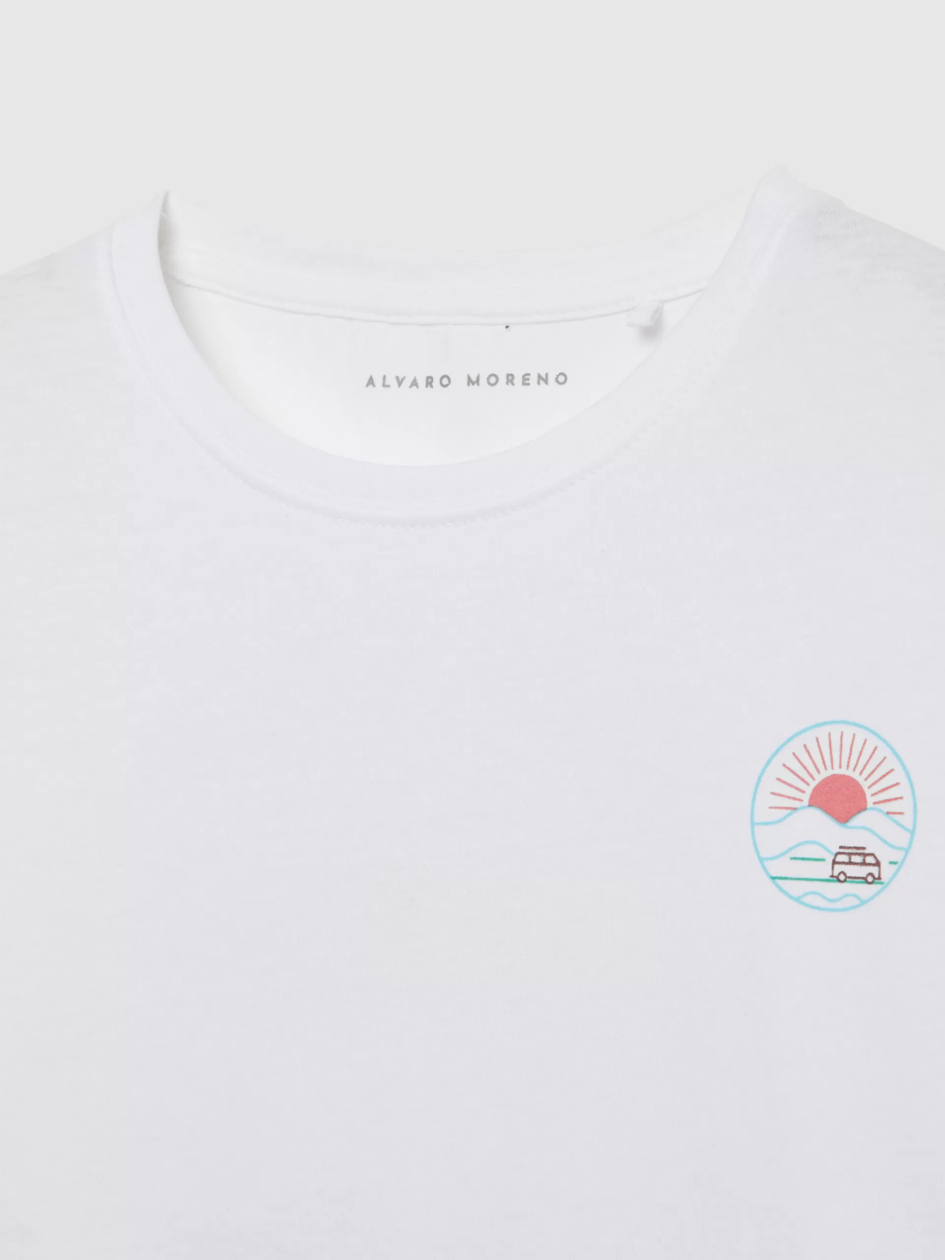 T-shirt Décontracté Coucher de Soleil Alvaro Moreno - Blanc Pur en Promotion Exclusive