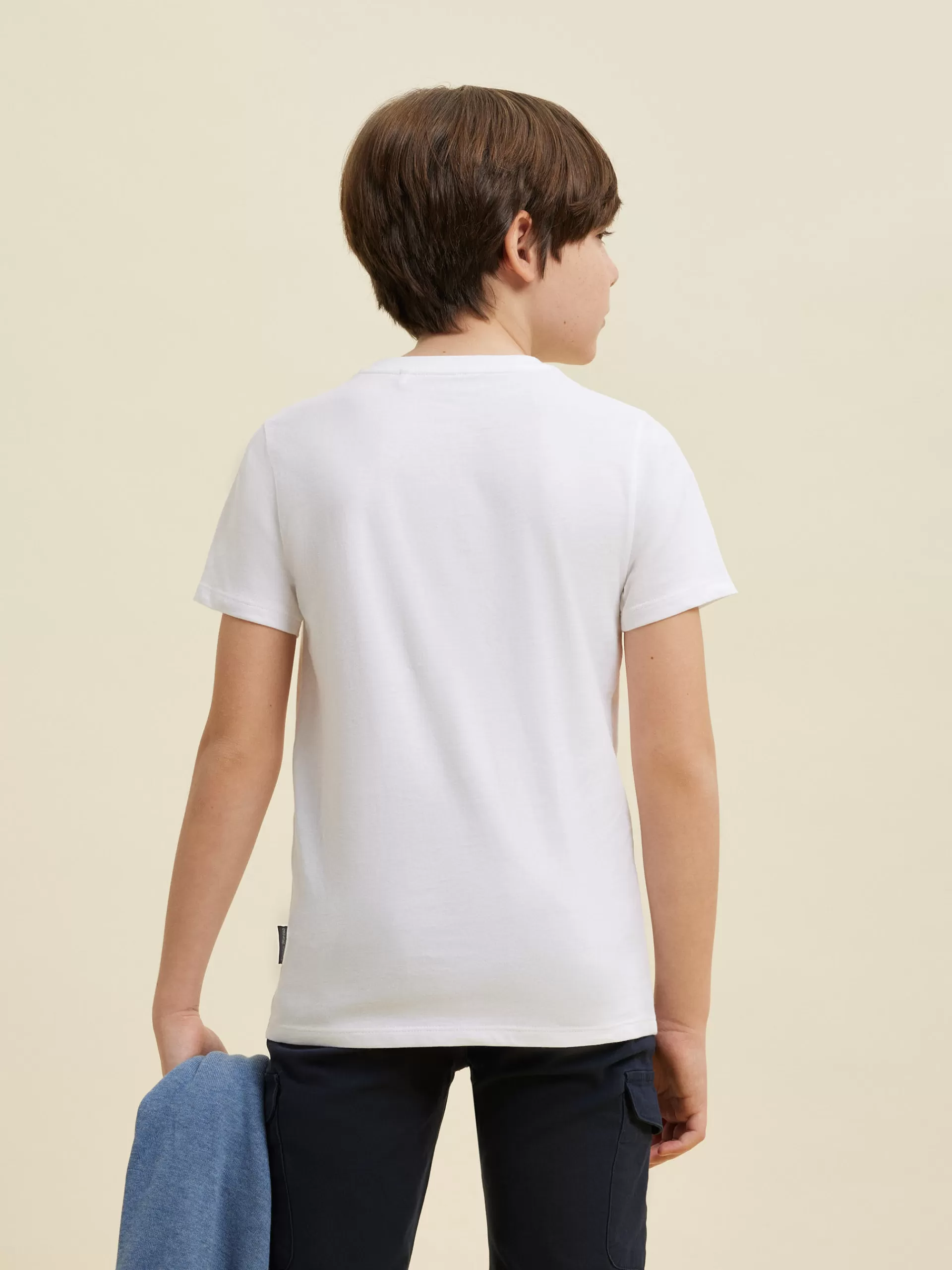 Découvrez le nouveau T-shirt sportif Alvaro Moreno pour enfants - Modèle américain en coton blanc de qualité