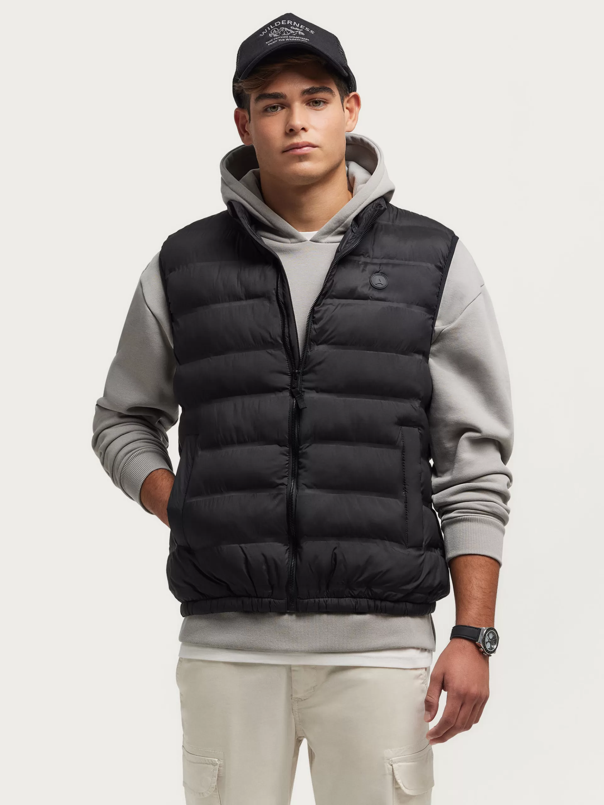 Gilet Dennis Noir Alvaro Moreno - Veste légère polyvalente pour looks urbains