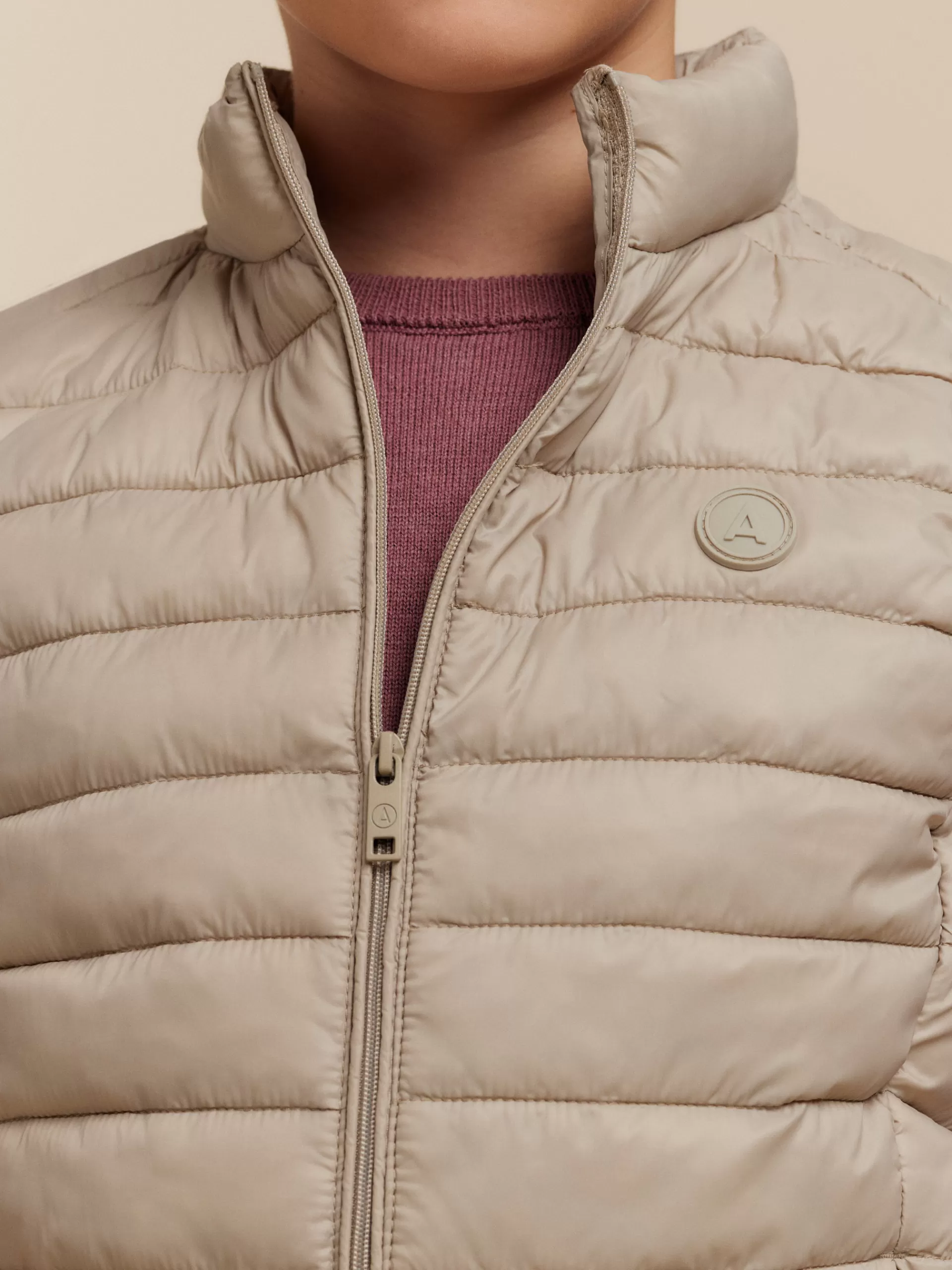 Chandail Niro Enfants Alvaro Moreno - Gilet Doudoune Beige Léger pour Garçons et Filles