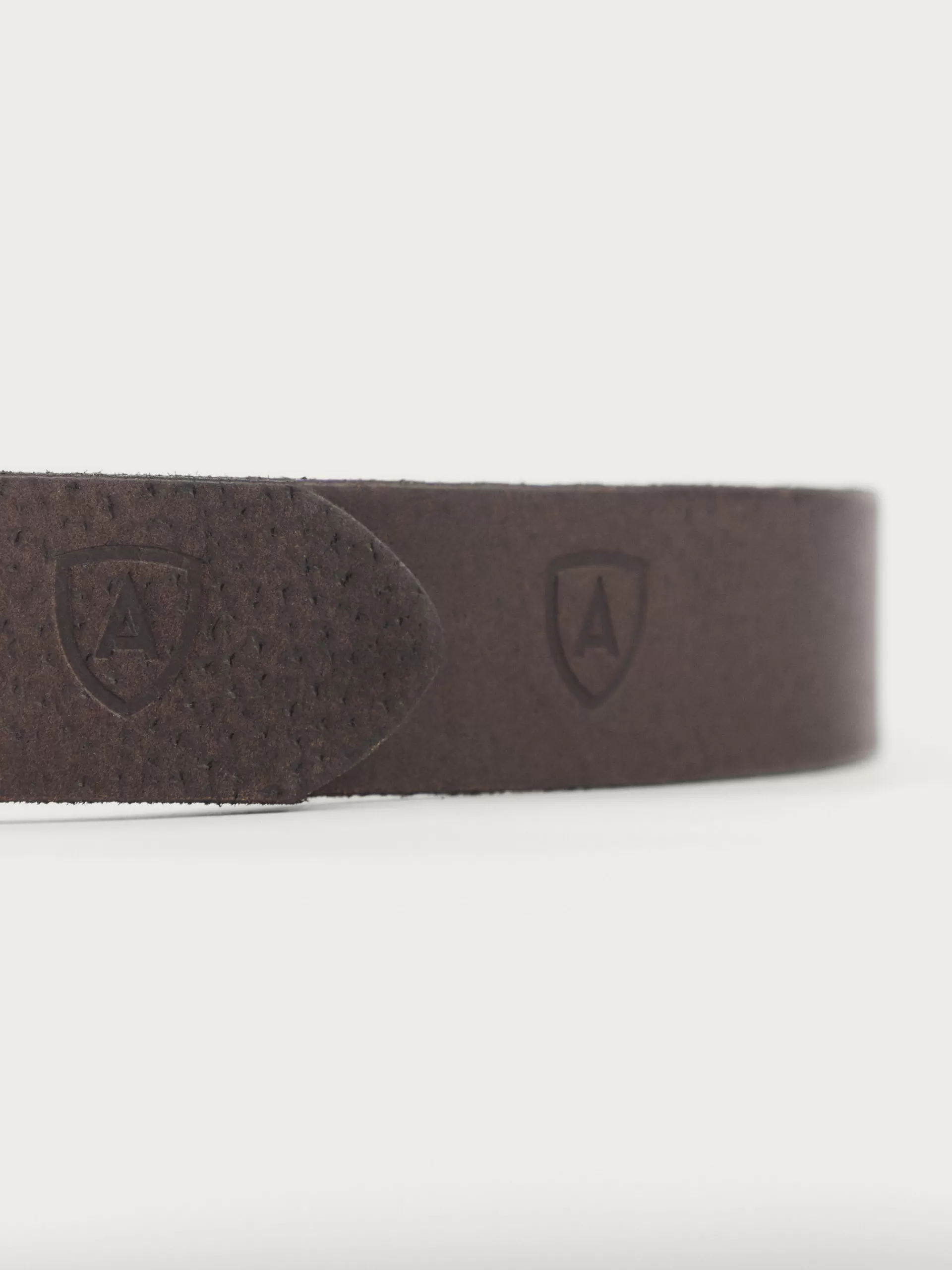 Ceinture Alvaro Moreno en Cuir Véritable avec Logo Emblématique - Brun Classique (Promotion Limitée)