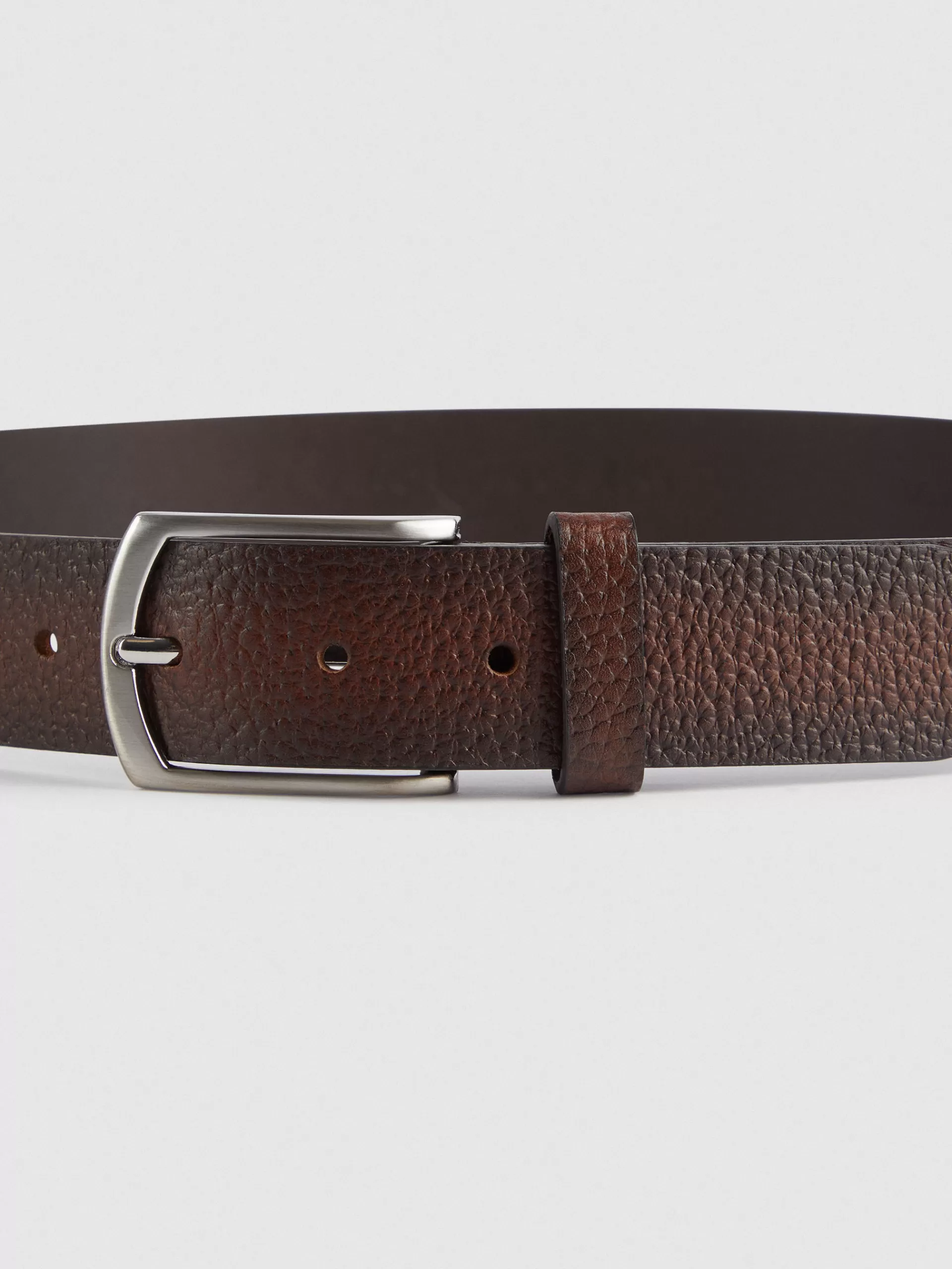 Ceinture Alvaro Moreno en Cuir Rustique Marron - Style Intemporel et Fabrication Artisanale