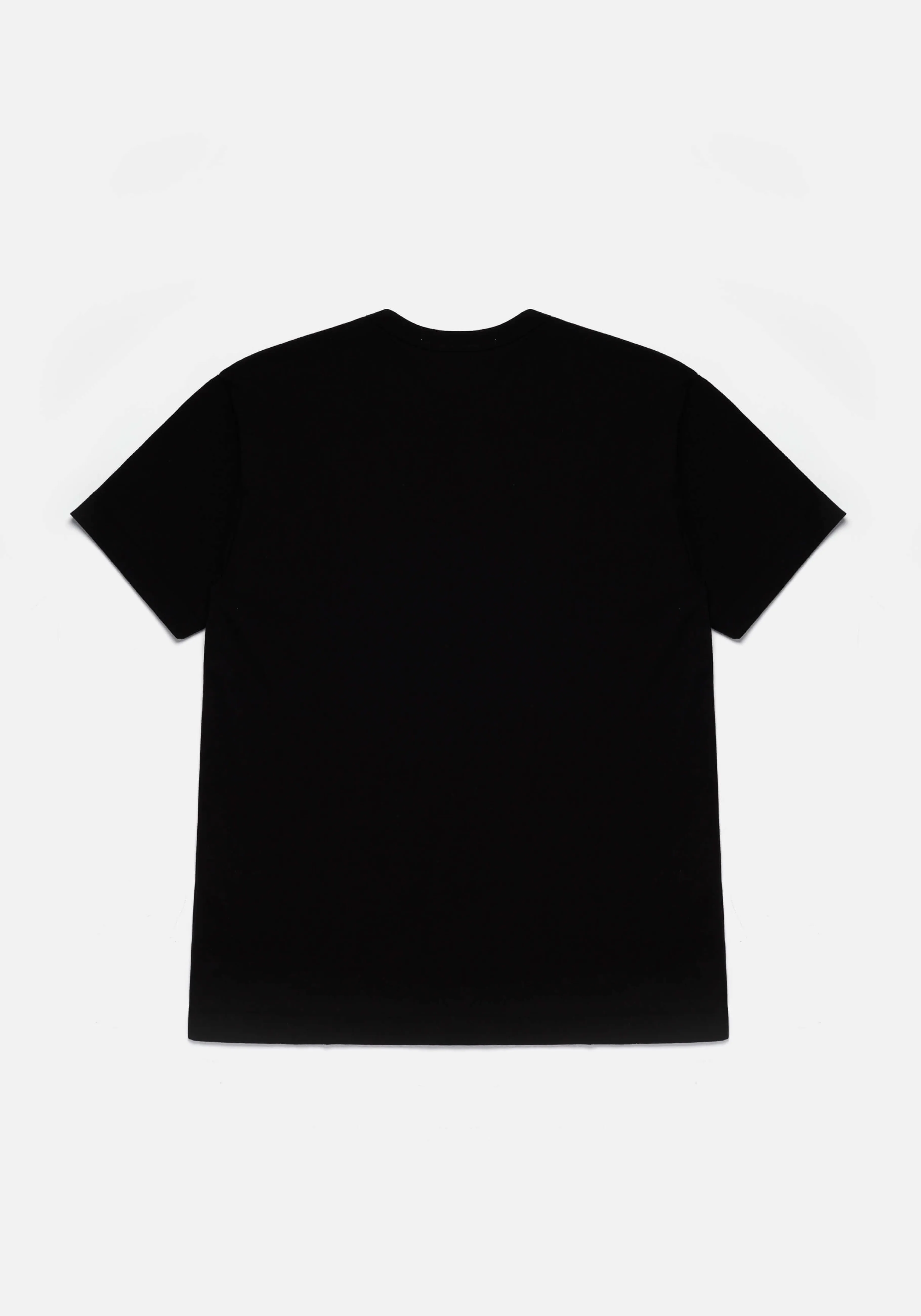 T-shirt graphique cœur rouge multicolore - Collection Miyuki Zoku x Comme des Garçons  
Découvrez le modèle MKI printemps 2024, création exclusive en coton premium pour looks urbains