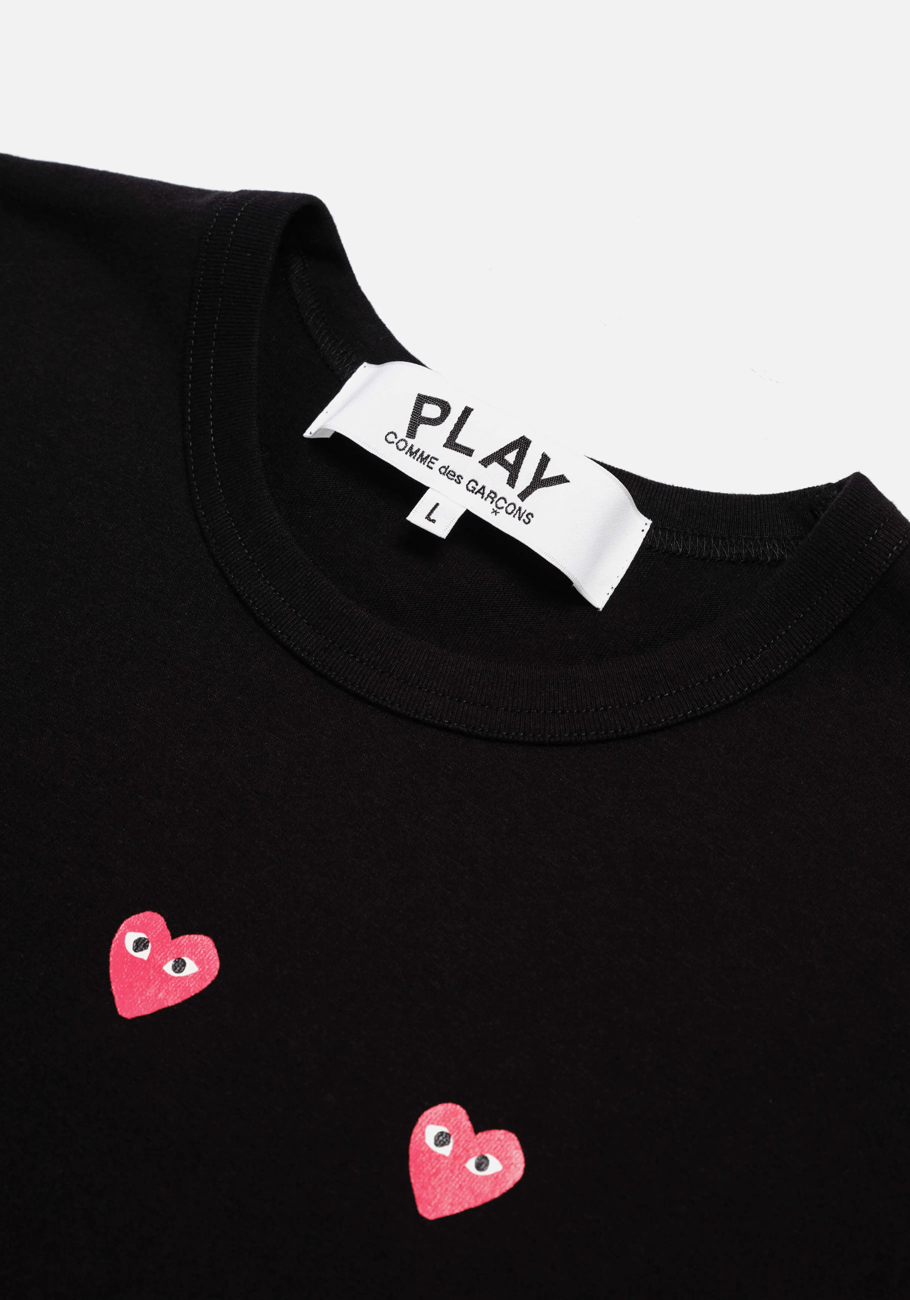 T-shirt graphique cœur rouge multicolore - Collection Miyuki Zoku x Comme des Garçons  
Découvrez le modèle MKI printemps 2024, création exclusive en coton premium pour looks urbains