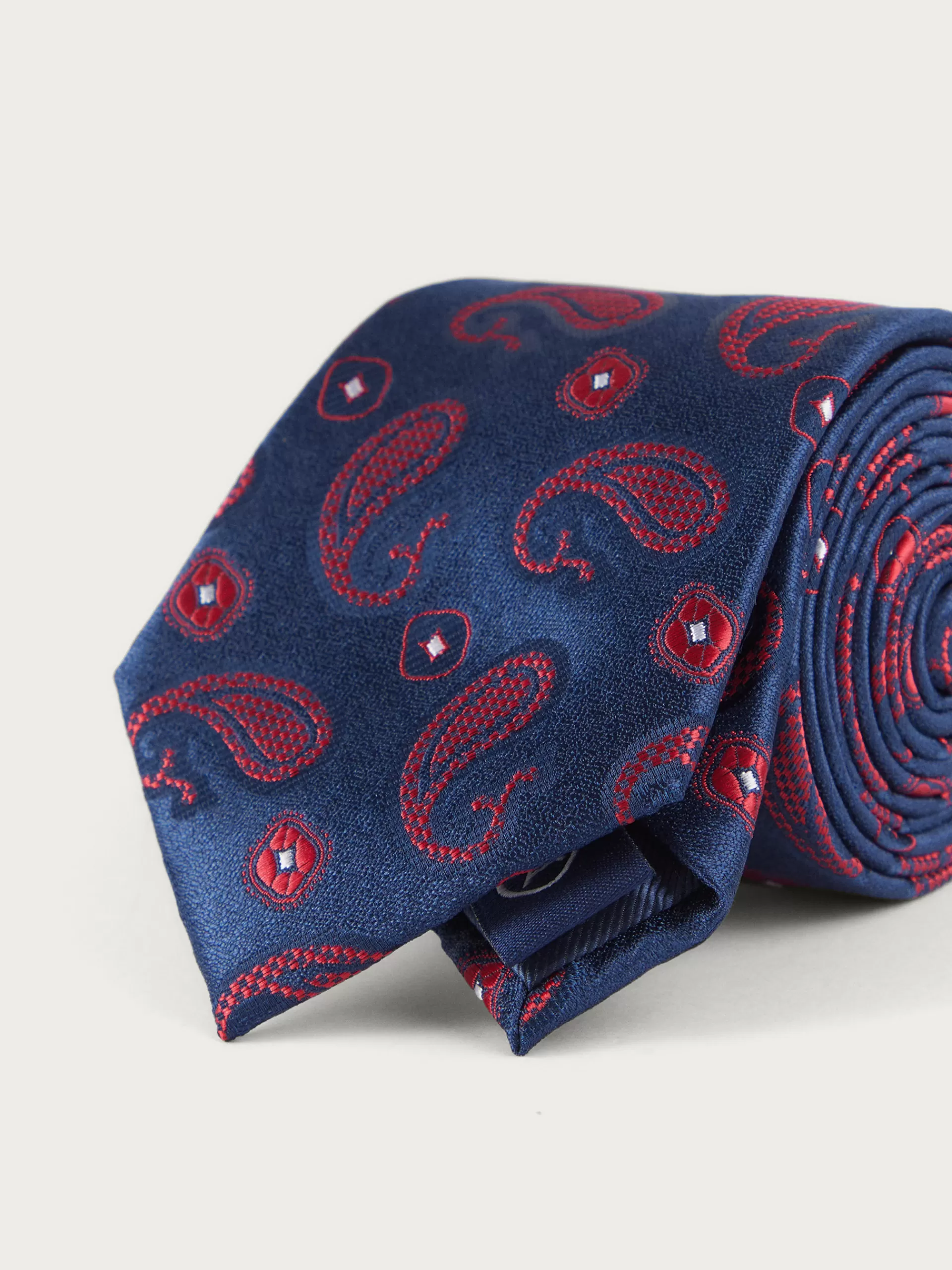 Cravate Jacquard Alvaro M. - Bleu Marine Élégant | Promotion Exclusive sur les Nouveautés Printanières