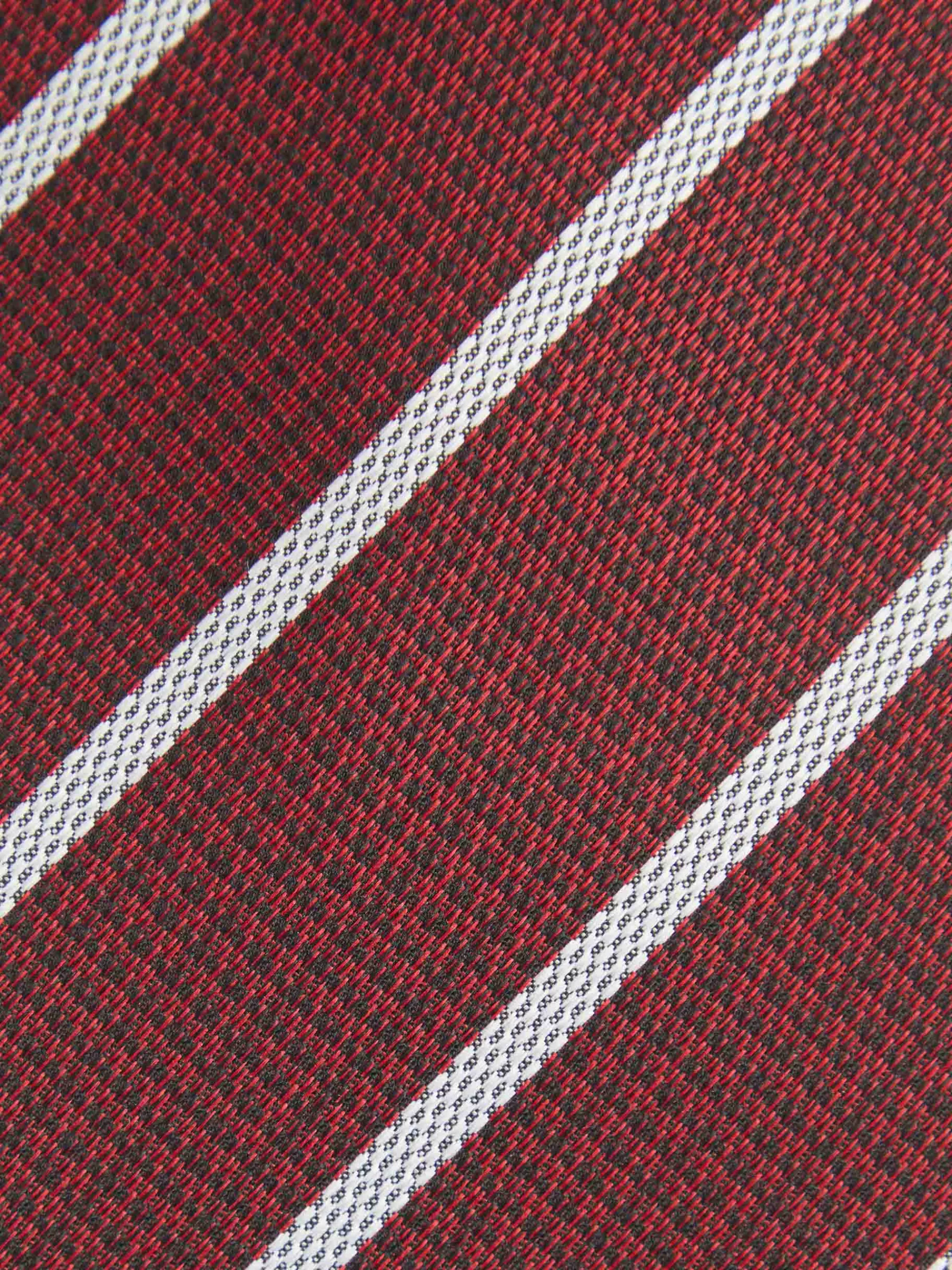 Cravate Alvaro Moreno en Jacquard Modèle MF - Élégance intemporelle dans un Bordeaux profond (Collection Printemps-Été 2024)