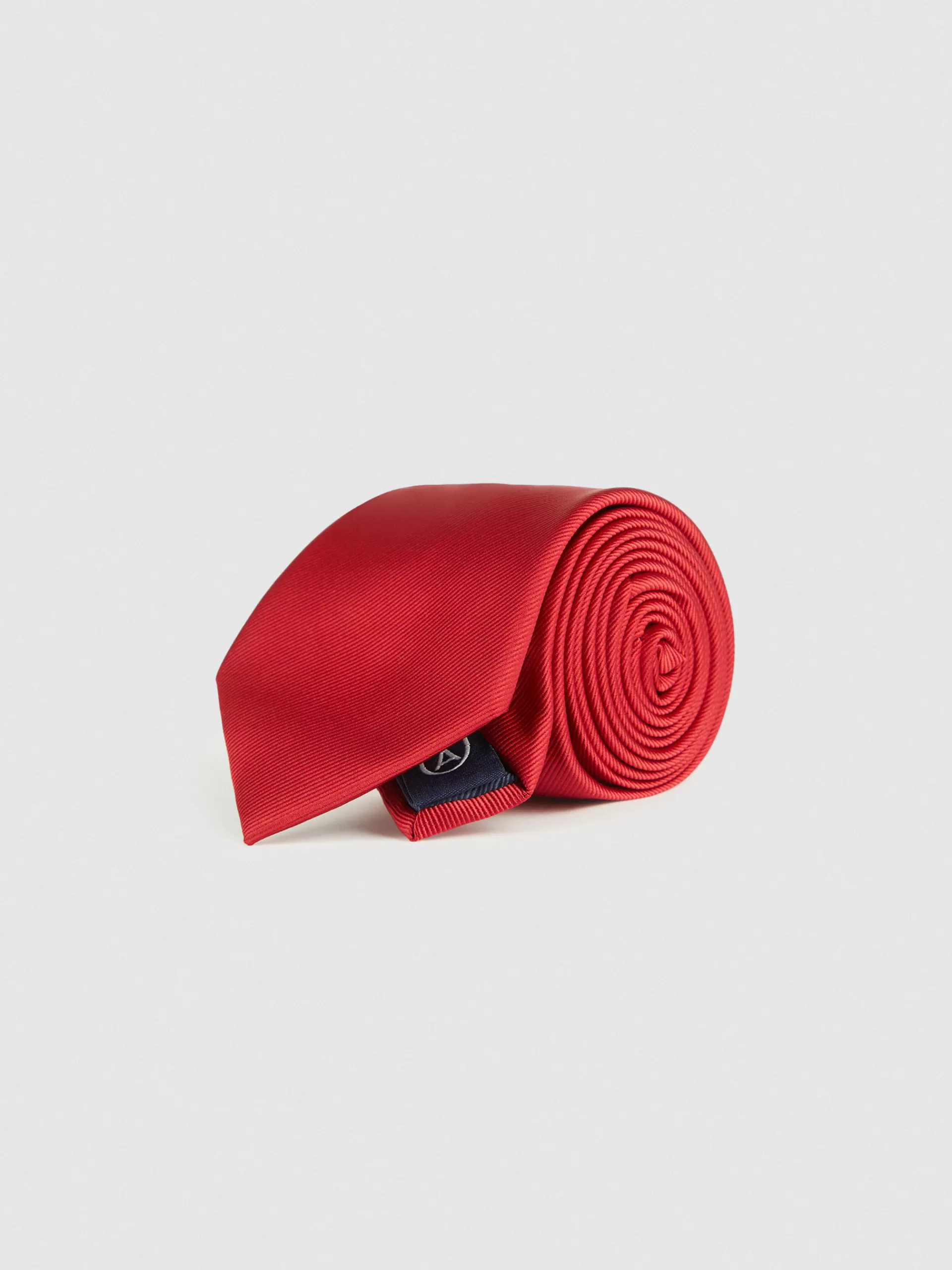 Cravate signature Alvaro Moreno - Jacquard soyeux rouge vif, pièce unique pour élégance masculine intemporelle