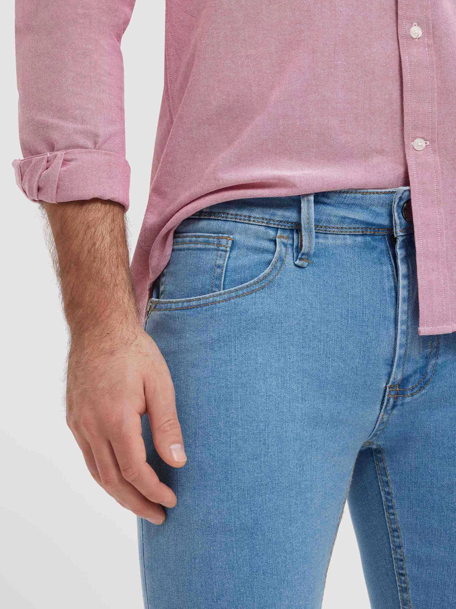 Alvaro Moreno - Jean Slim Basique Essentiel en Denim Bleu Nuit