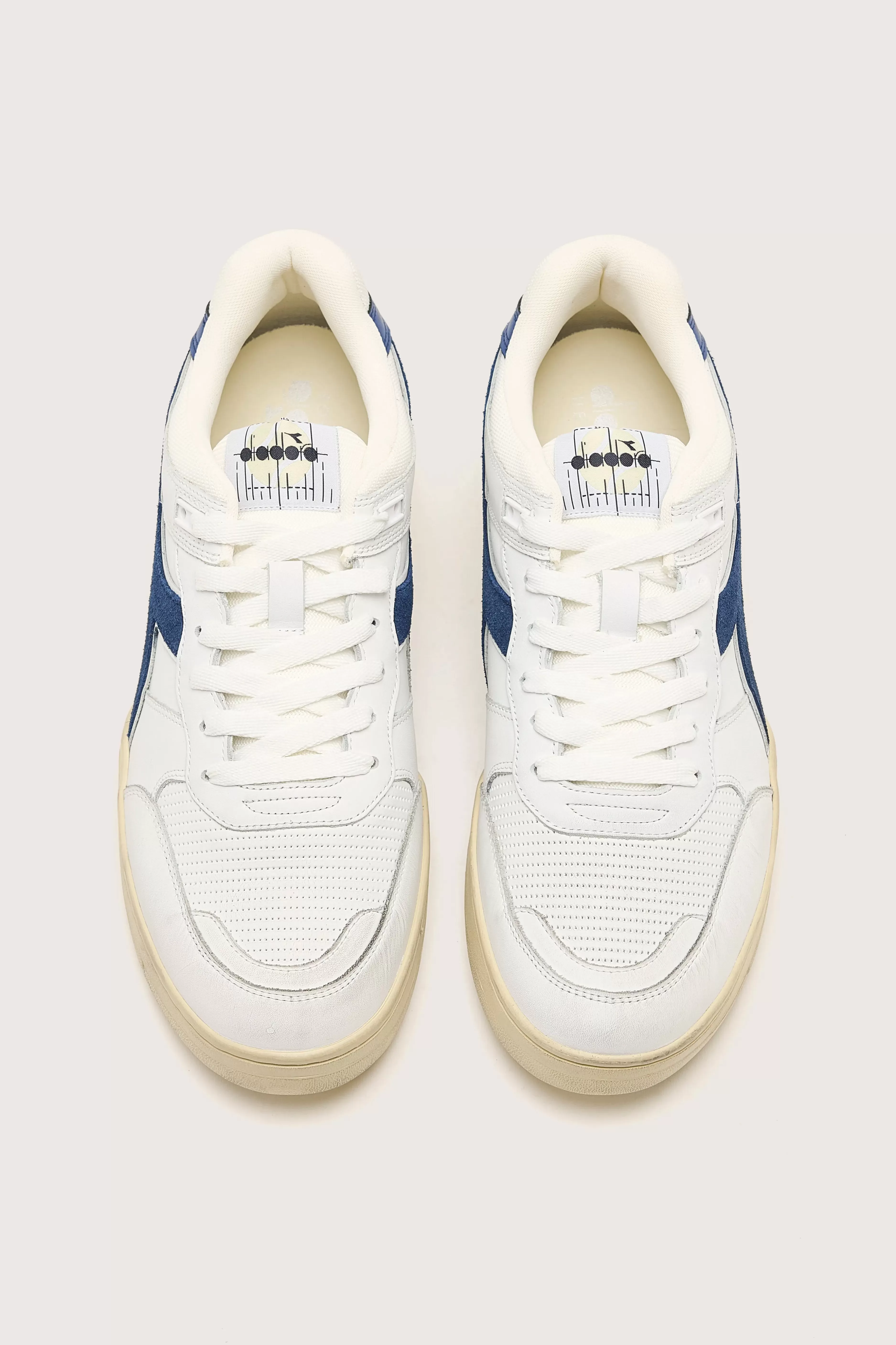 Diadora B.560 Chaussures Hommes Occasion - Promotion Éclair sur Modèles Sport Rétro