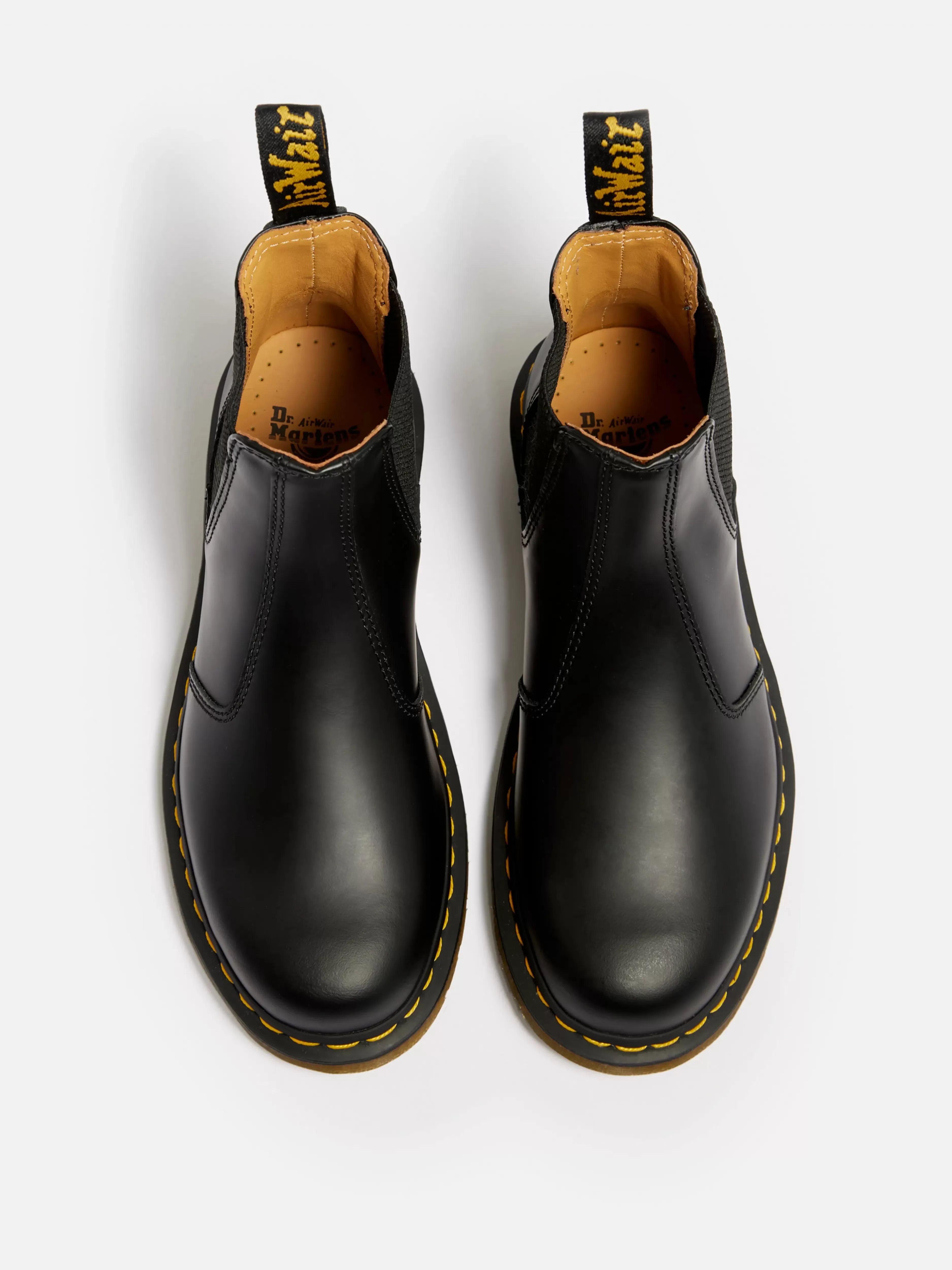 Bottes Chelsea Dr. Martens 2976 en Cuir Lisse - Style Intemporel pour Femme | Confort Urbain & Élégance Rebelle - Collection Officielle