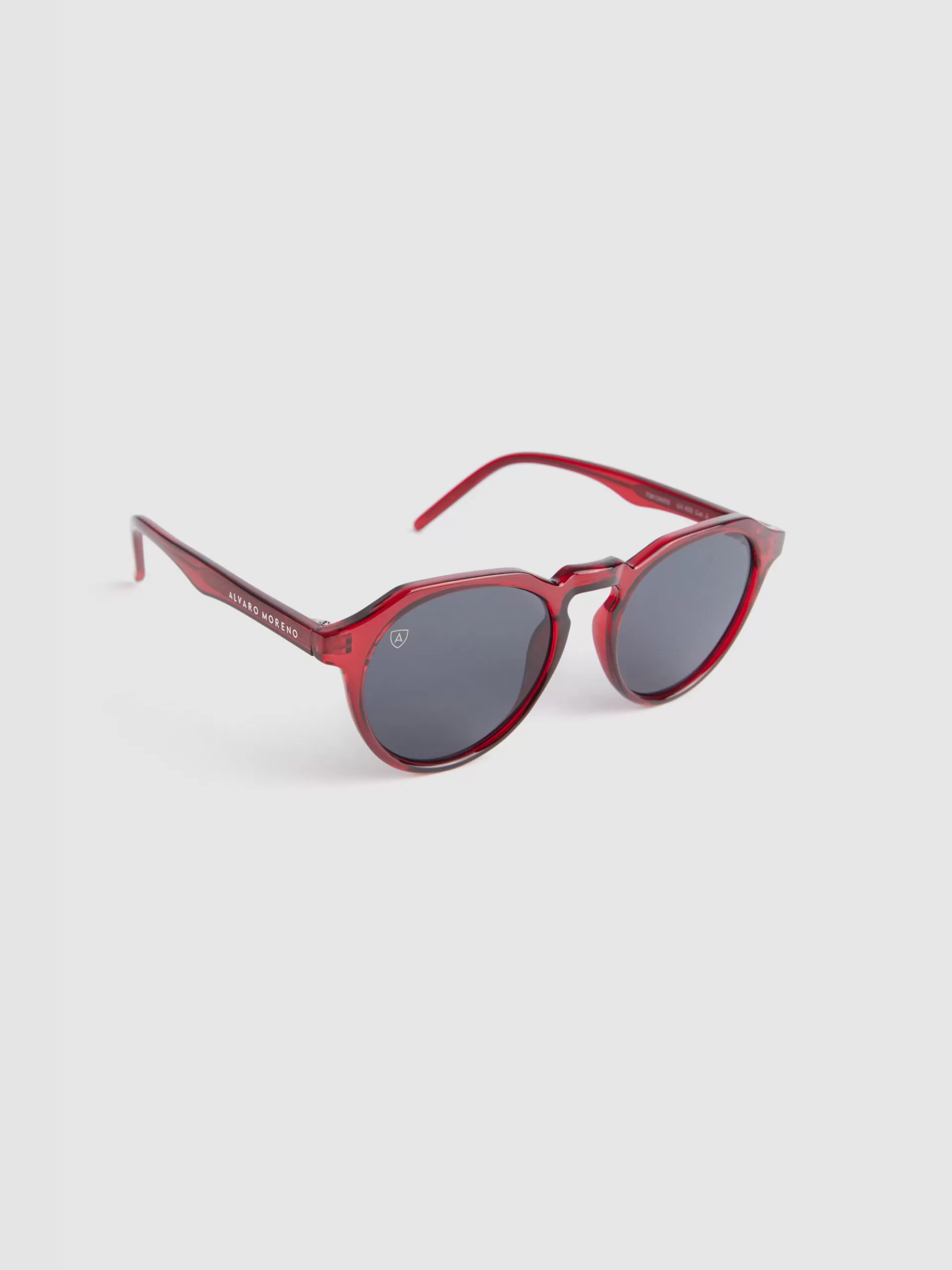 Promo exclusive : Lunettes soleil tendance Alvaro Moreno - Rouge rubis & Style Élégant