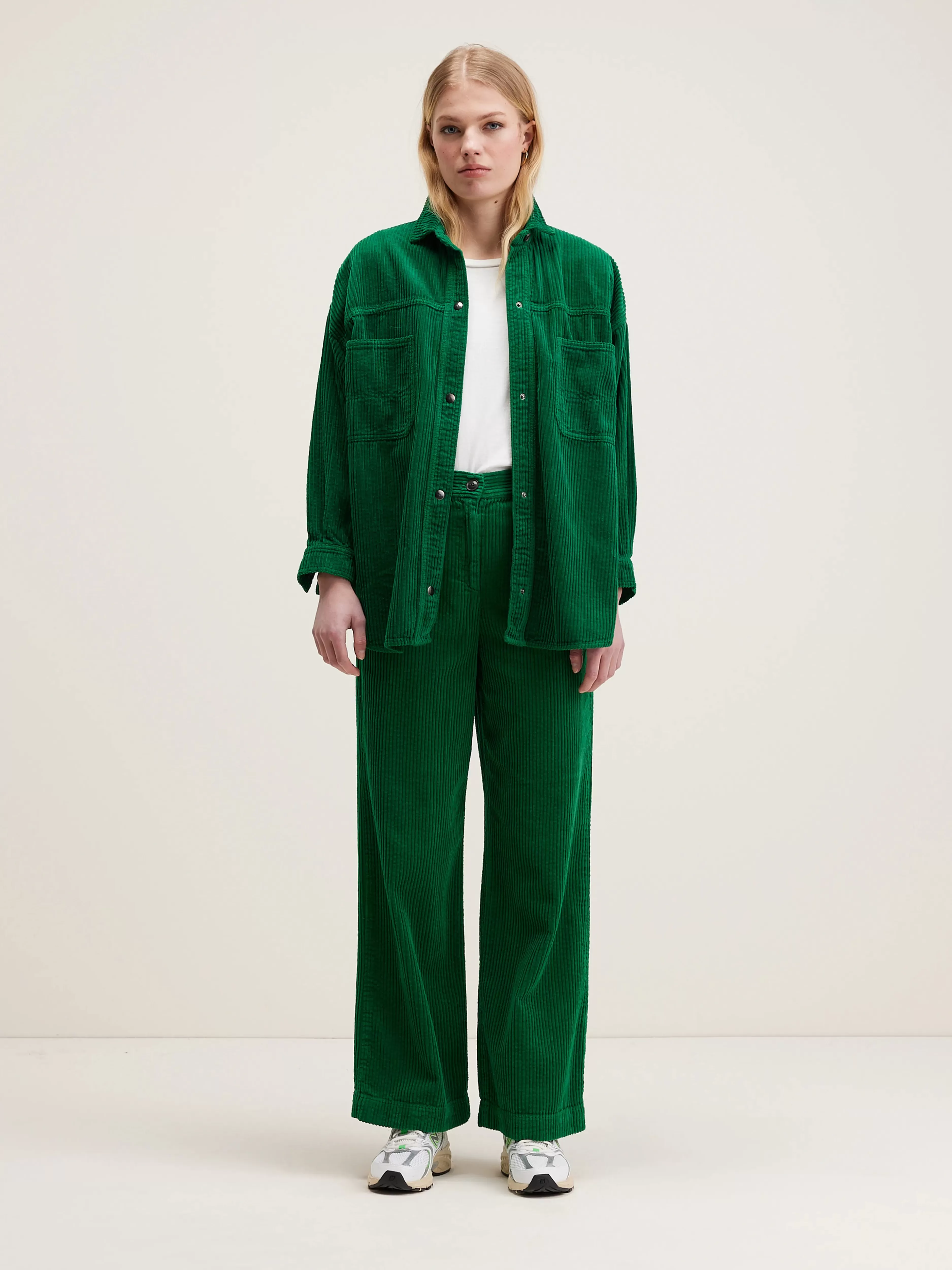 Chemise Guru en Cordonné Bellerose - Modèle Oversize Confortable avec Réduction Automne 

(Note: Adjusted structure for natural French flow, added 