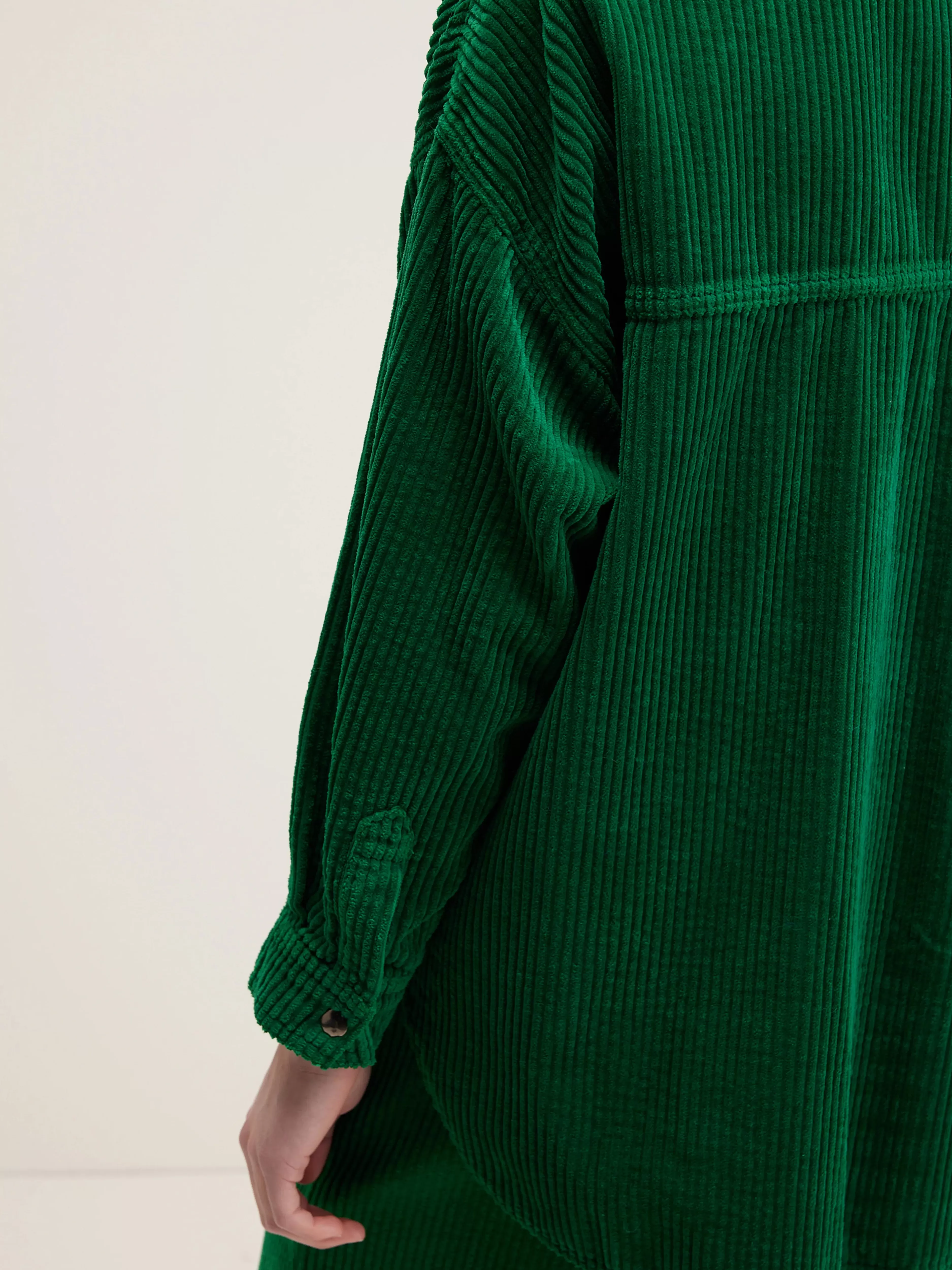 Chemise Guru en Cordonné Bellerose - Modèle Oversize Confortable avec Réduction Automne 

(Note: Adjusted structure for natural French flow, added 