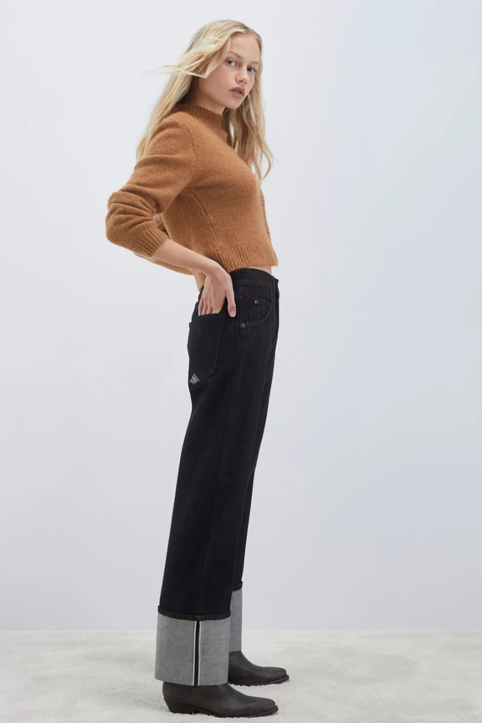 Denim Vintage Rogers by Donna Roy - Coupe Droit Élégant en Toile Selvedge Brut avec Lavage Rétro