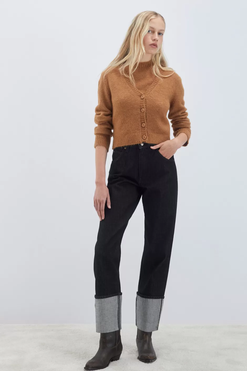 Denim Vintage Rogers by Donna Roy - Coupe Droit Élégant en Toile Selvedge Brut avec Lavage Rétro