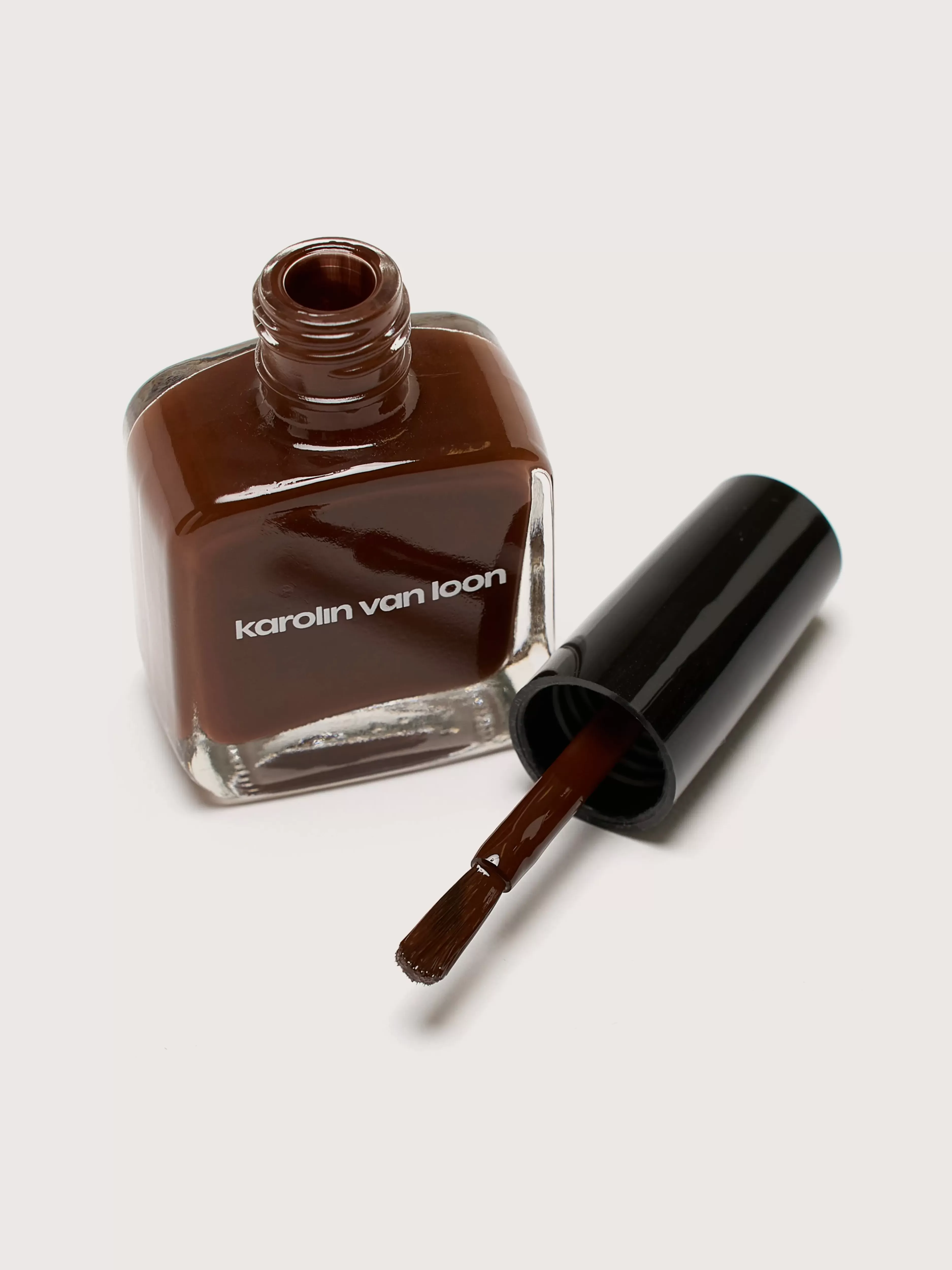 Vernis Capillaire Magma Noir Édition Limitée - Collection Signature par Karolin Van Loon (24h de Tenue Intense)