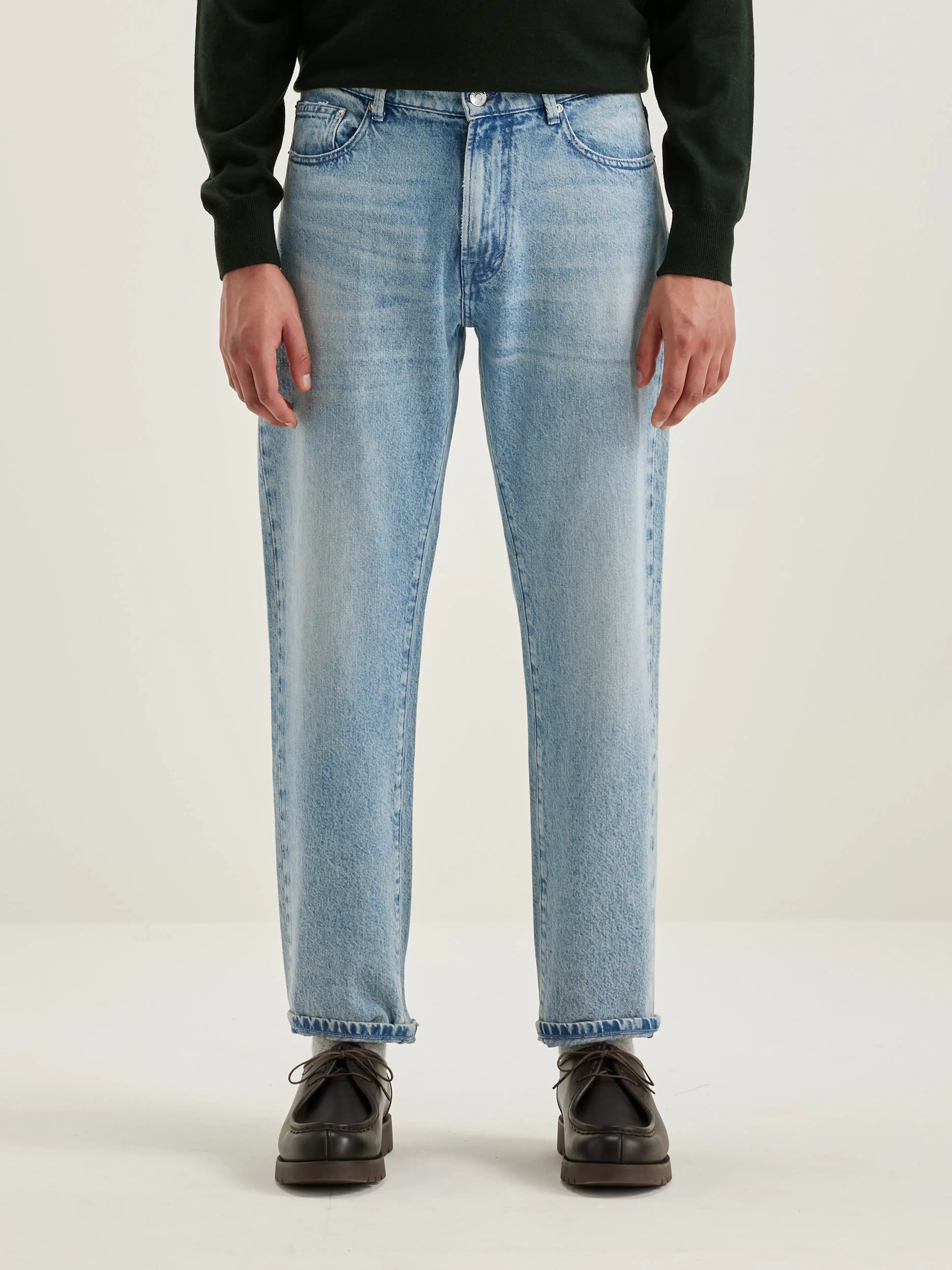 Découvrez le Jean Bellerose Keegan - Coupe Confortable Dernière Collection - Style Urbain Intemporel