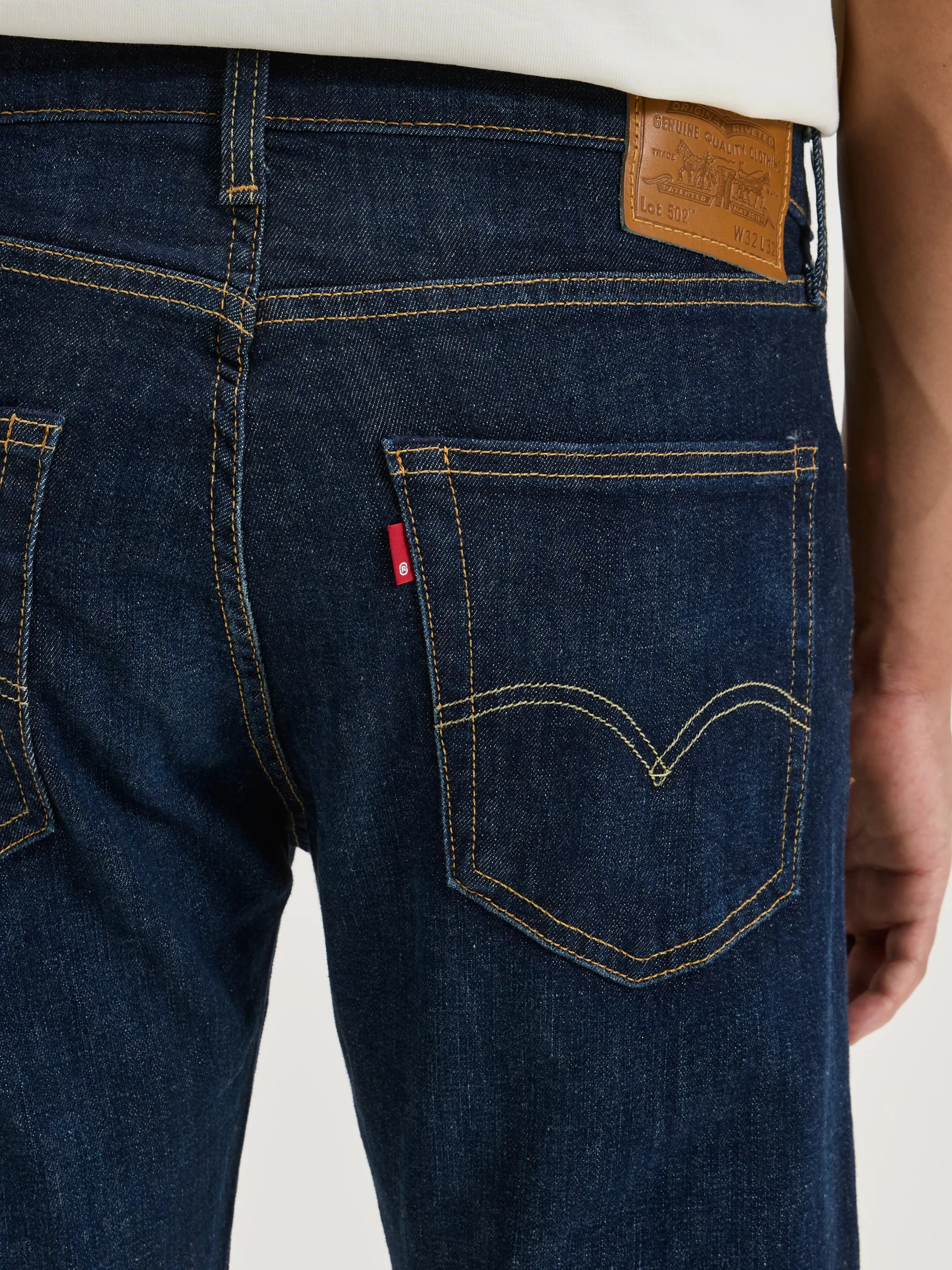 Découvrez le Jean Tapered 502™ de Levi's® - Soldes Exclusives sur les Dernières Pièces Disponibles