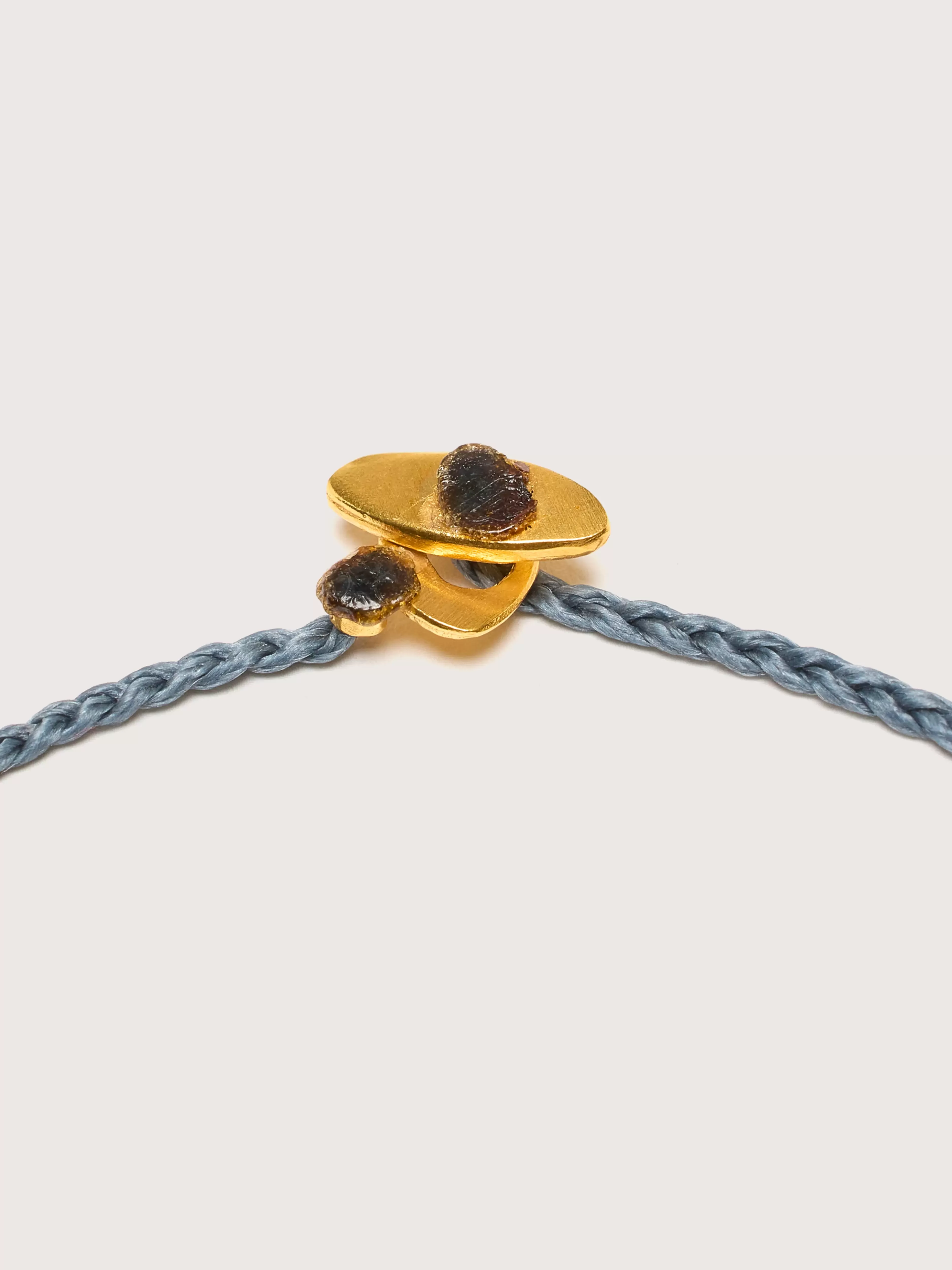 Bracelet Artisanal en Lapis-Lazuli | Élégance Intemporelle - Collection Mary Gaitani | Pièce Unique pour Style Éclatant