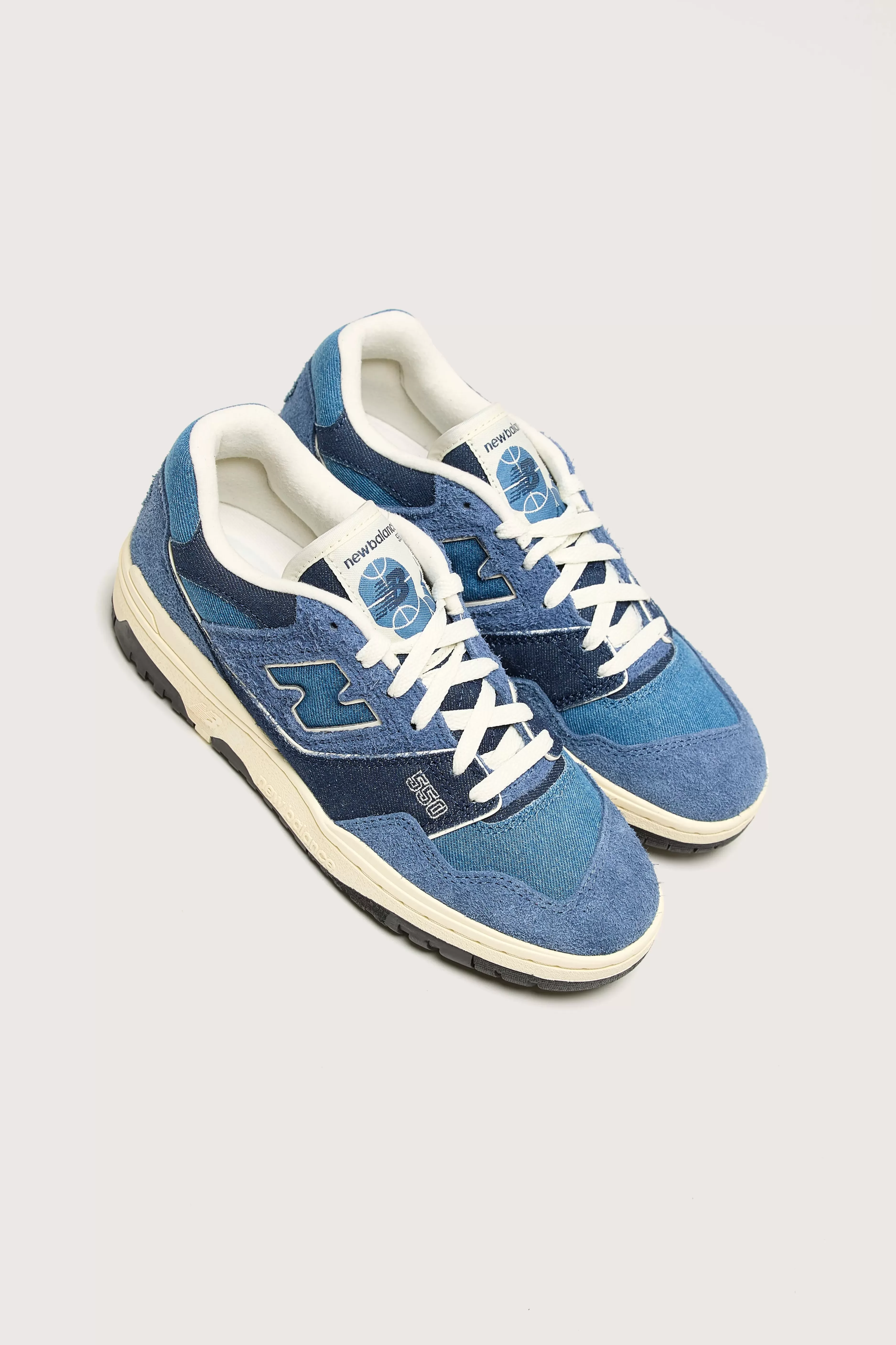 New Balance BBW550 Femme - Chaussures Sportives Confortables Style Urbain