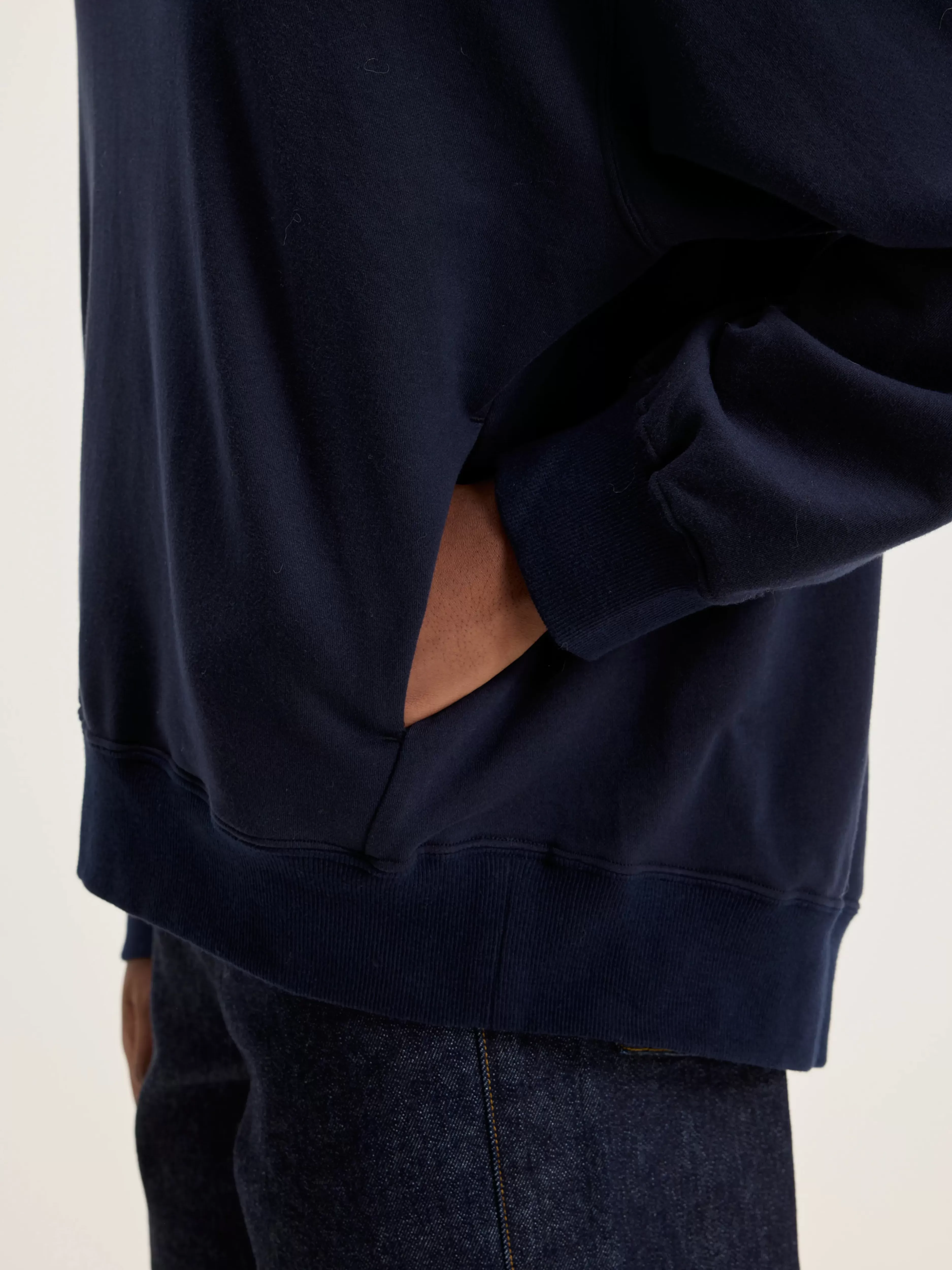 Découvrez le sweat confortable en French Terry par Nicholson & Nicholson - Promotion exclusive !

(Note : J'ai restructuré la formulation pour une meilleure fluidité en français courant, utilisé des termes marketing engageants comme 