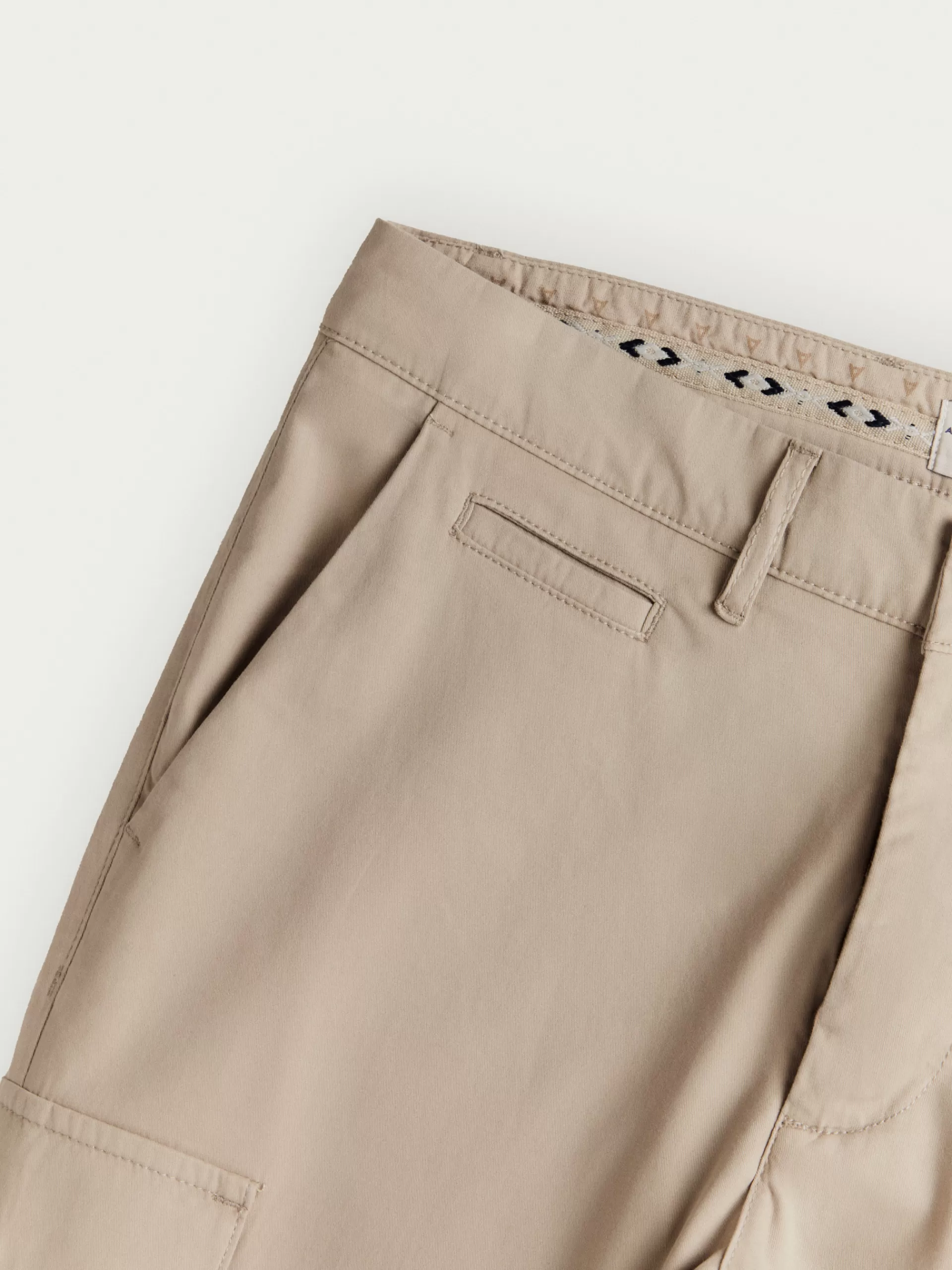Pantalon Slim Buffalo Alvaro Moreno - Jean Taille Haute Élégant en Toile Beige Détails Tendance, Coupe Confortable pour un Look Urbain Moderne
