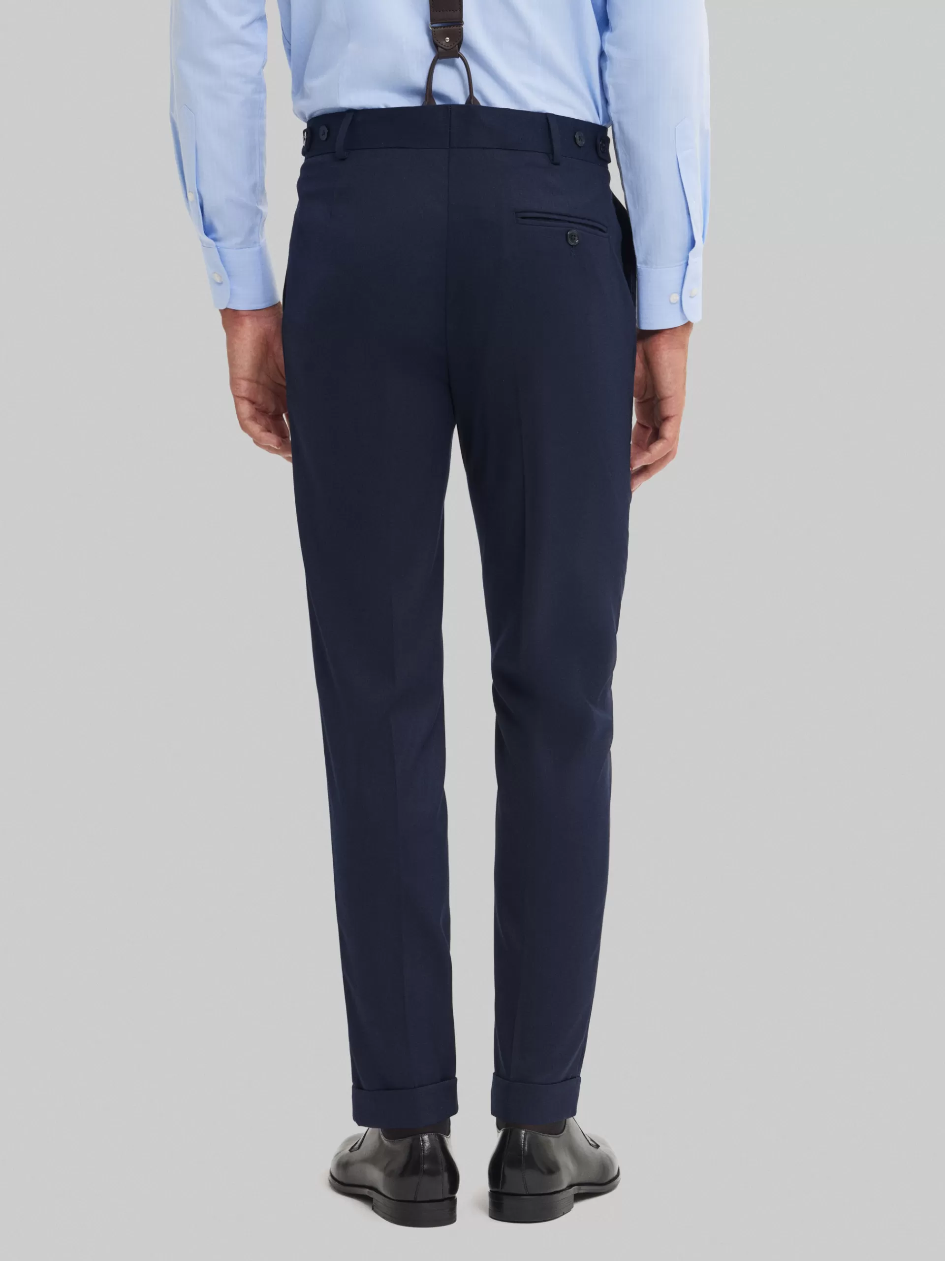 Pantalon Homme Slim Capo Micro Bleu Marine - Marque Alvaro Moreno en Promotion  
Découvrez notre Jean Tapered à Détails Contrastés - Style Urbain Intemporel