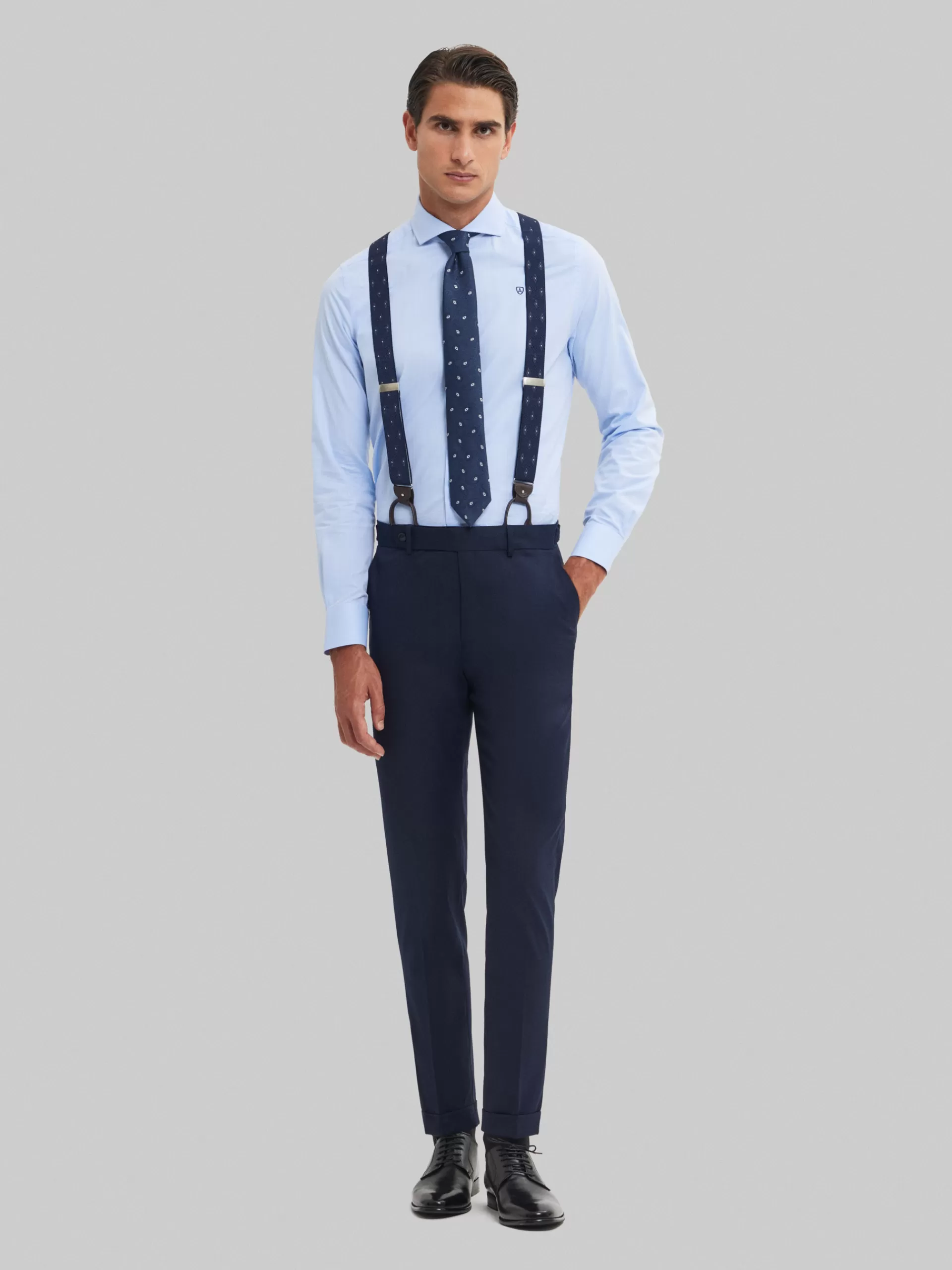 Pantalon Homme Slim Capo Micro Bleu Marine - Marque Alvaro Moreno en Promotion  
Découvrez notre Jean Tapered à Détails Contrastés - Style Urbain Intemporel