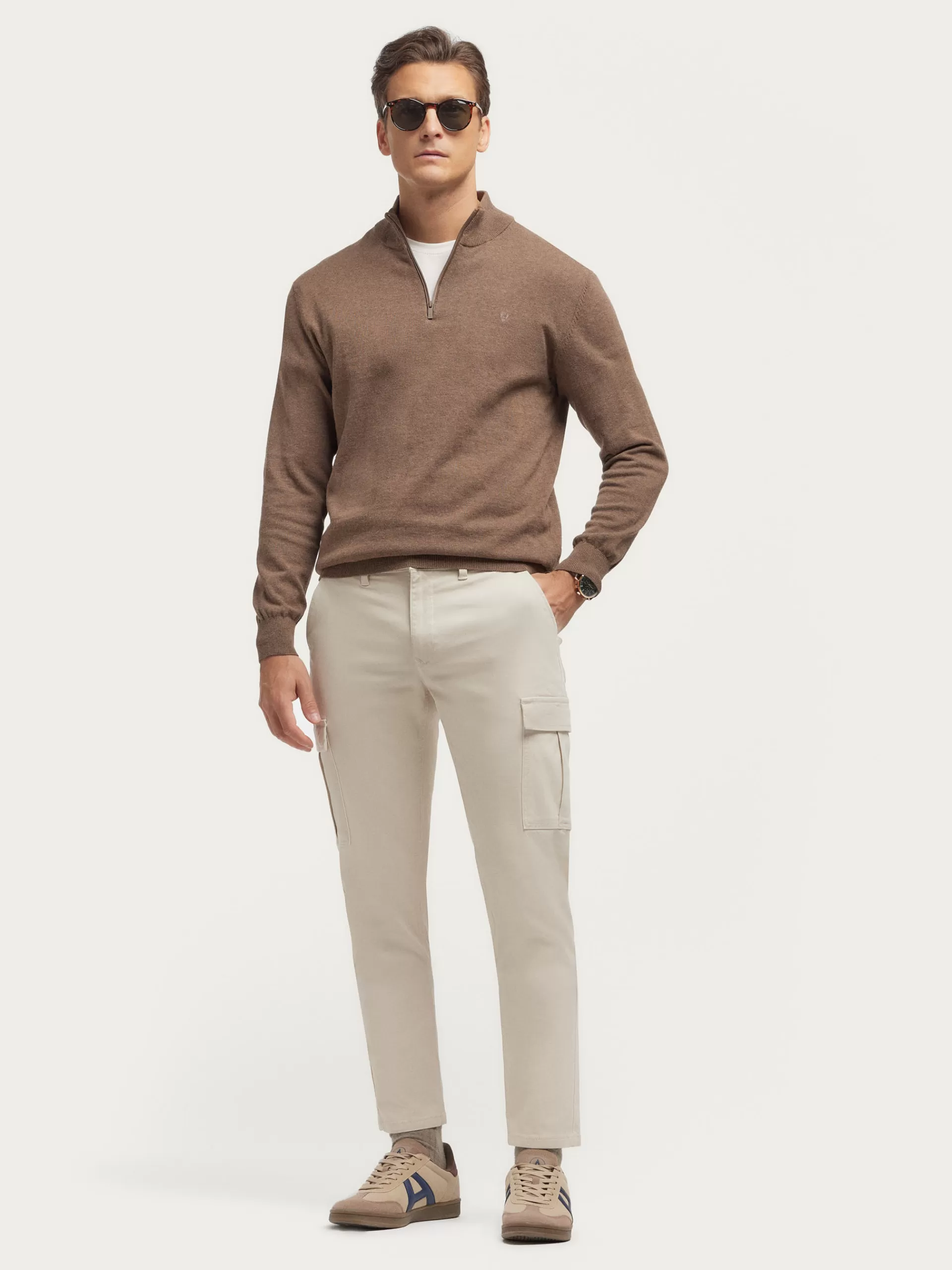 Pantalon Cargo Elvis Tendance - Style Urbain par Alvaro Moreno | Couleur Pierre en Exclusivité