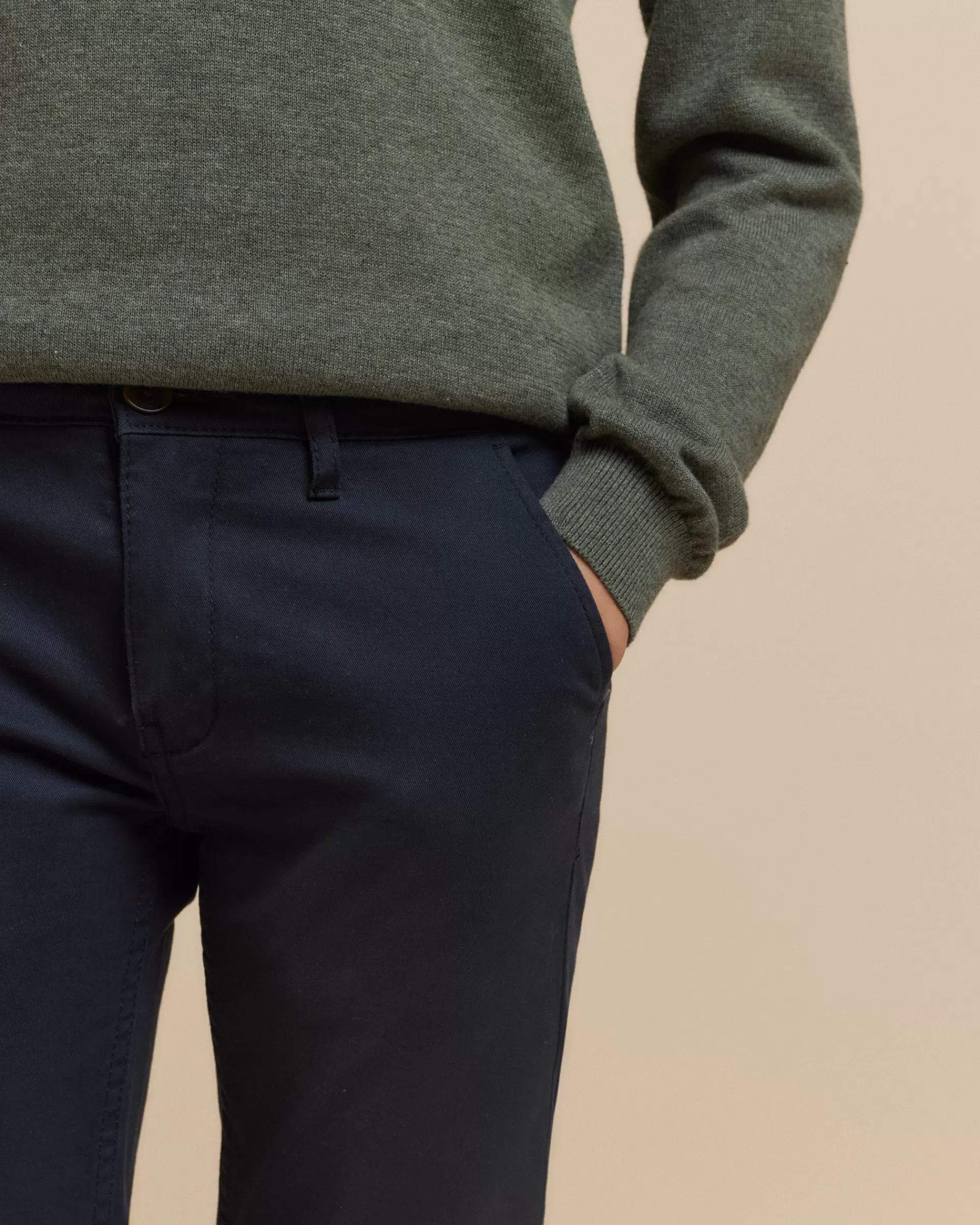 Pantalon Garçon Chino Décontracté Alvaro Moreno - Bleu Marine Élégant (Taille Enfant) | Confortable & Polyvalent pour Toutes Occasions