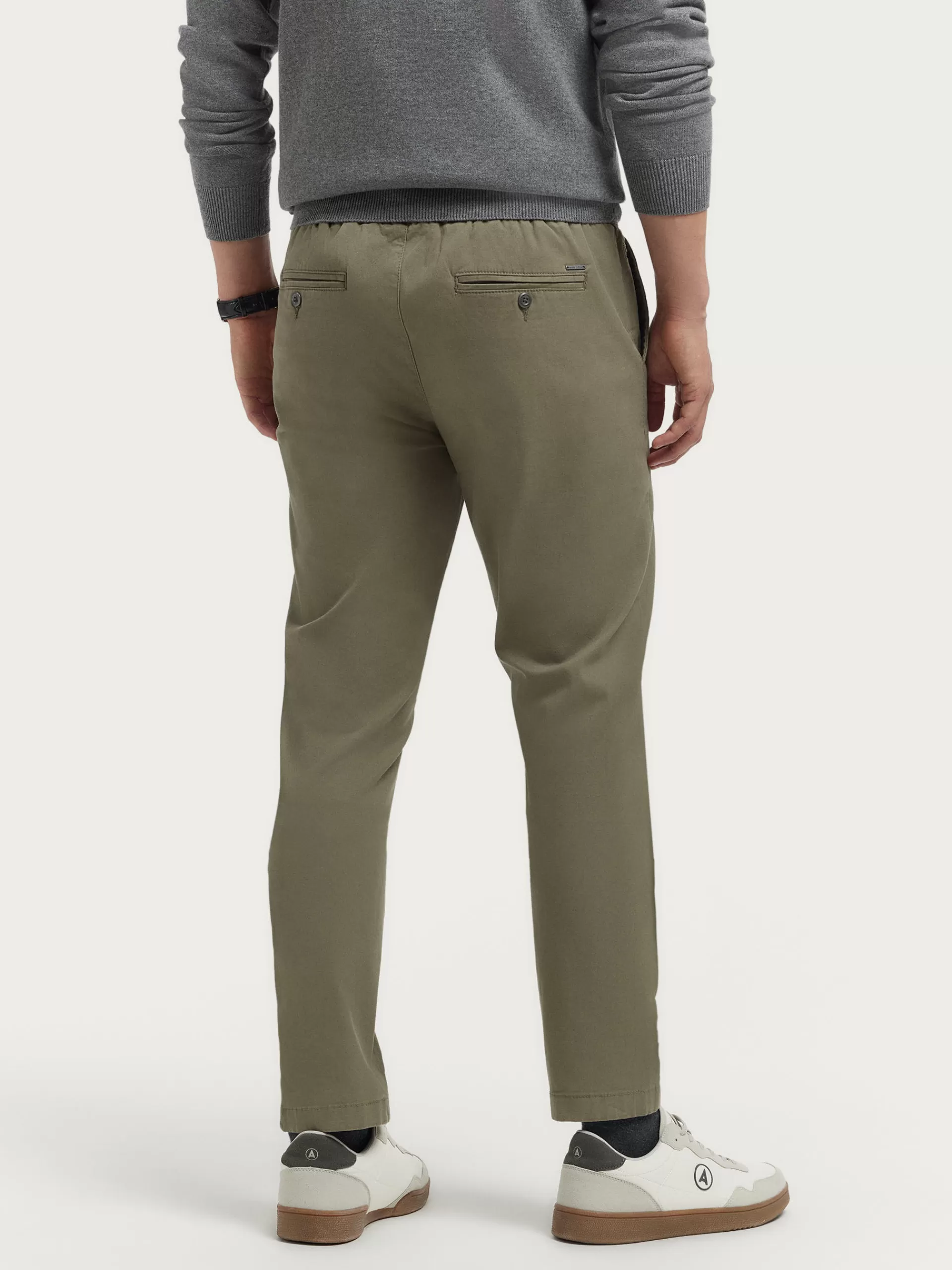 Pantalon Slim Dalton Vert Sapin - Collection Printemps-Été 2024 par Maison Alvaro Moreno | Coupe Confortable & Style Urbain