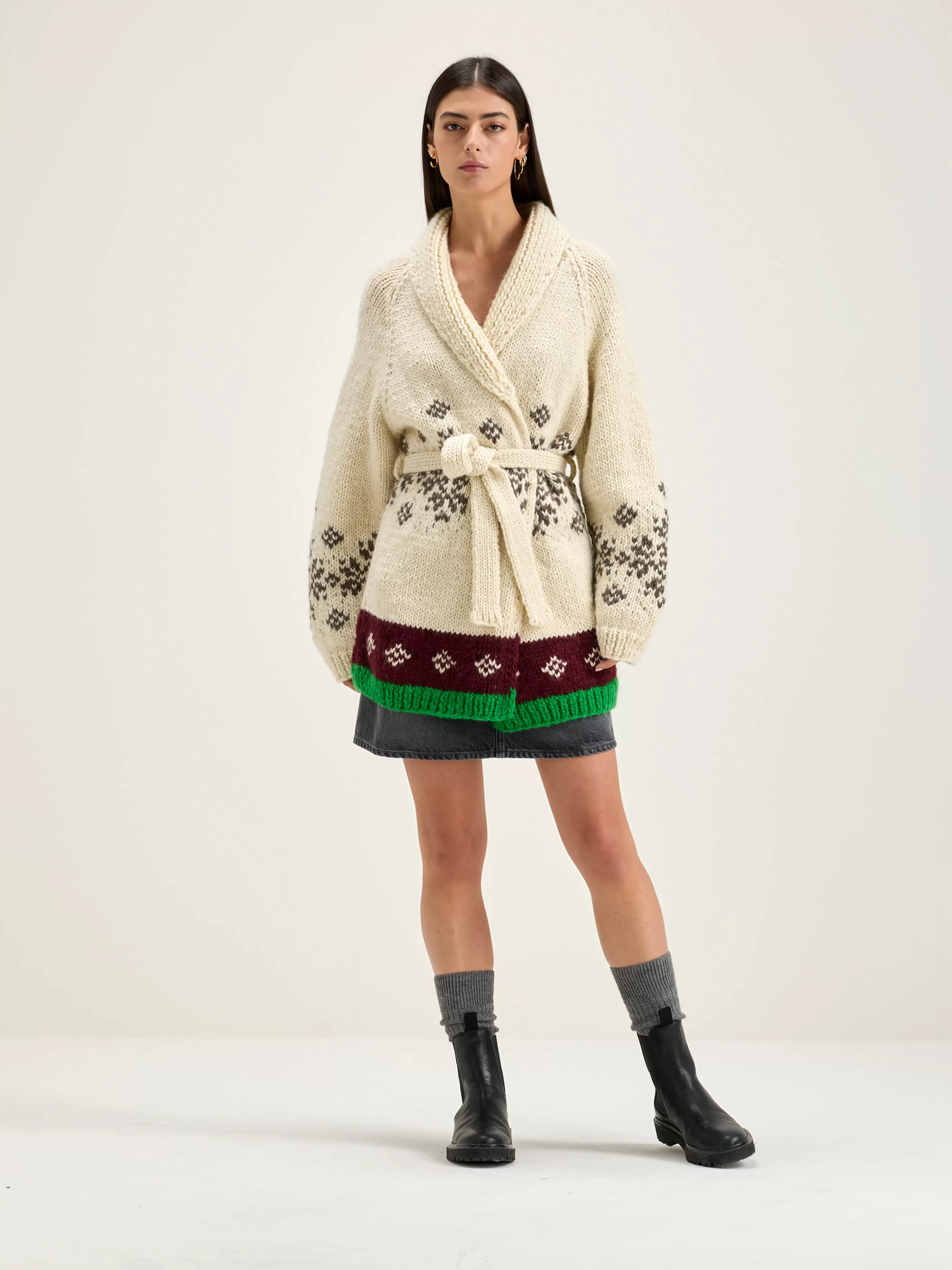 Chandail Bellerose avec ceinture intégrée - Élégance intemporelle et confort raffiné