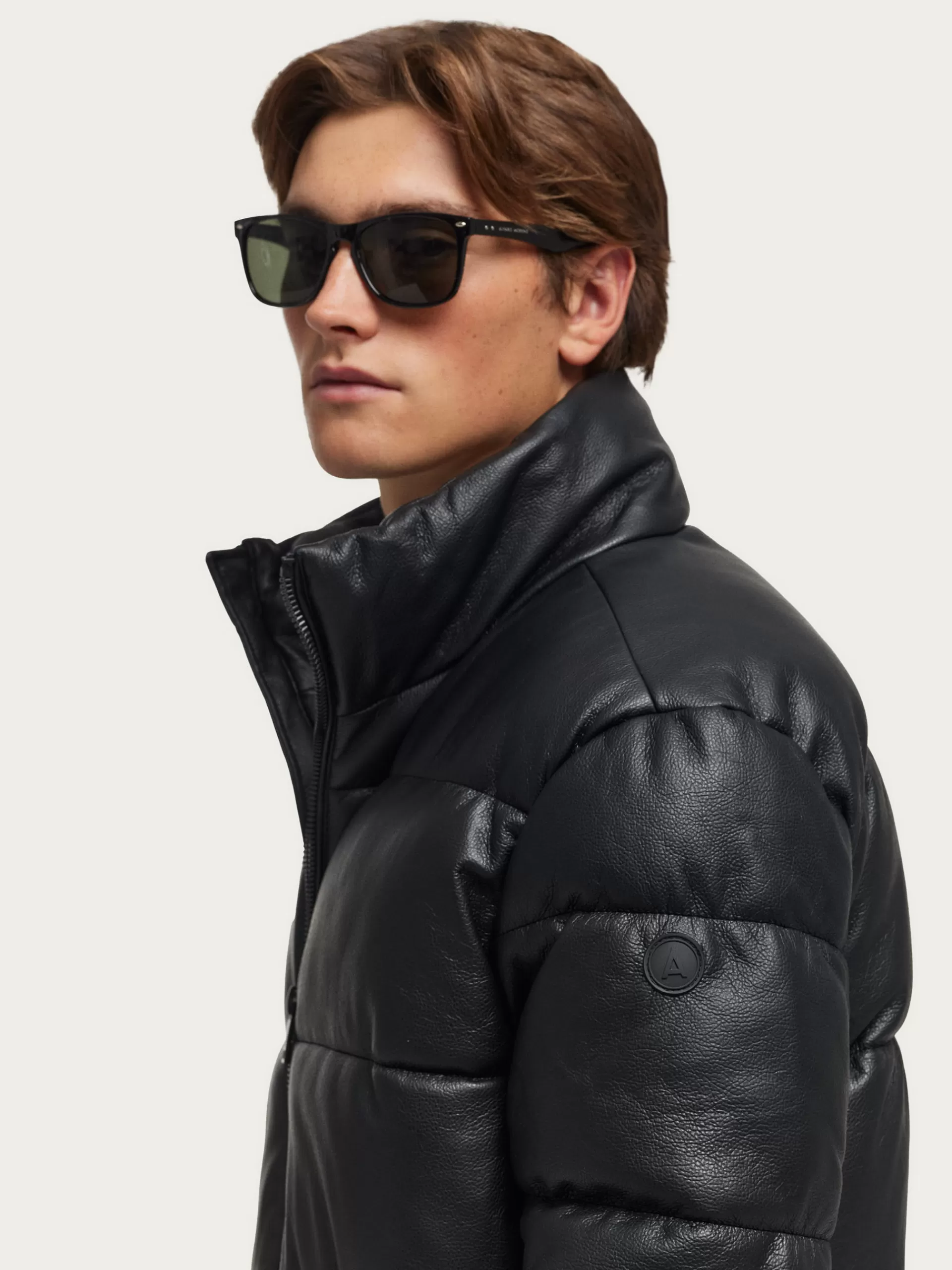 Parka Denver Noir Classique - Doudoune Urbaine Contemporaine pour Homme par Alvaro Moreno